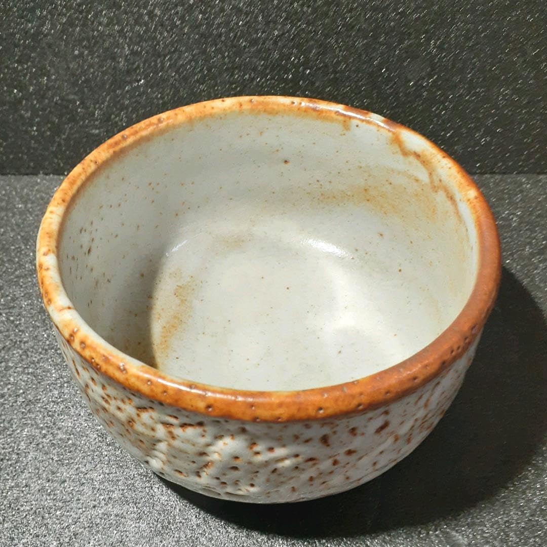 実家整理 茶道具 鉄釉 志野焼 茶碗 在銘 実家整理 茶道具 鉄釉 志野焼 茶碗 在銘 実家整理 茶道具 鉄釉 志野