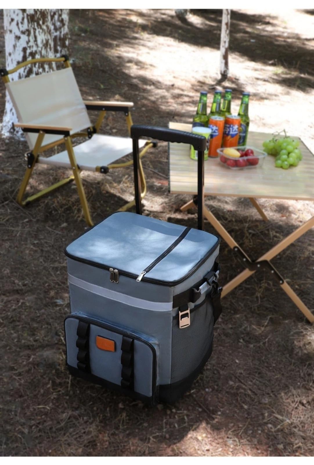 Glacière à roulettes, Isotherme en Tissu Oxford Souple et zippé de 35 L, capacité, avec roulettes et poignée, Portable Protection de Fraîcheur pour Plage Pique-Nique Voyage
