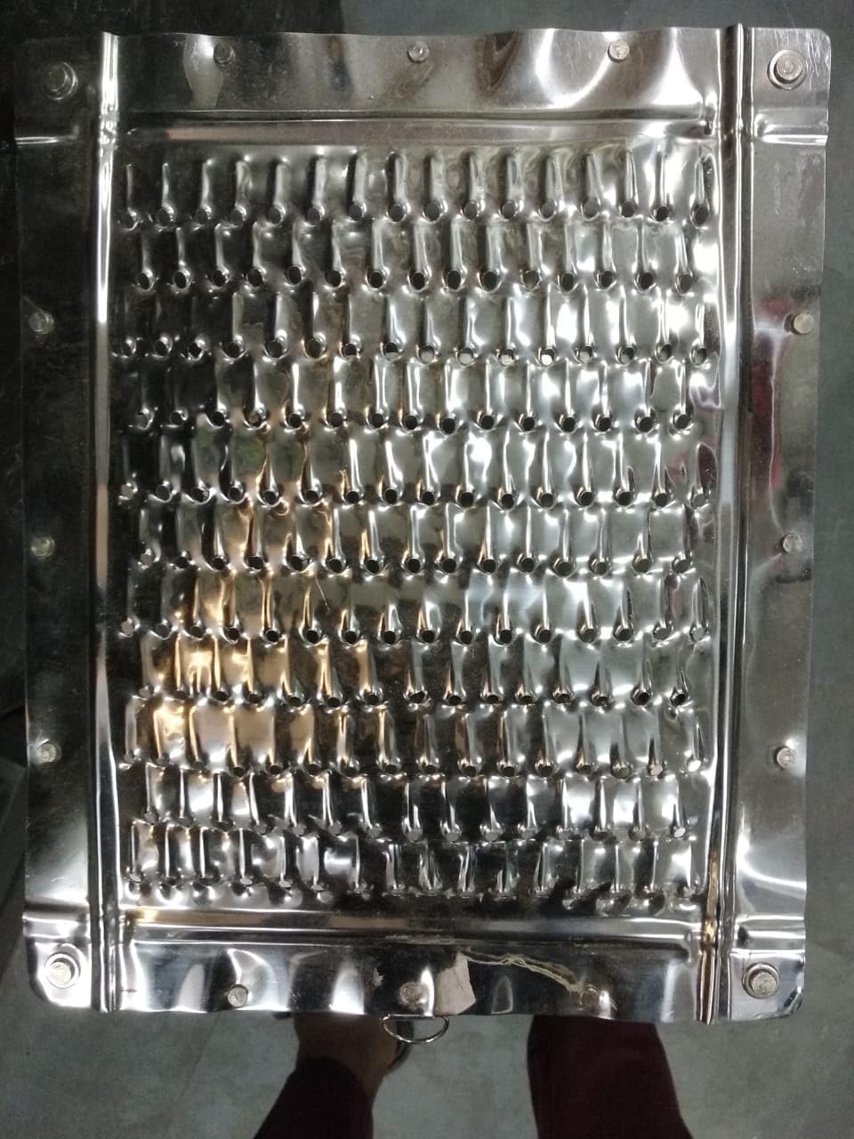 Kitchen Trust Stainless Steel Kaddu Kash Machine for Kitchen, Cheese & Vegetable Grater, Stainless Steel Handy Grater for Cheese, Carrots, Potato, Cucumber Grater Pack of 1