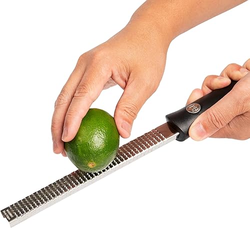 Miniatura 5 de PL8 Rallador y rallador de acero inoxidable de alta calidad para cítricos, ajo, jengibre, chocolate y queso duro, mango de agarre cómodo, apto para