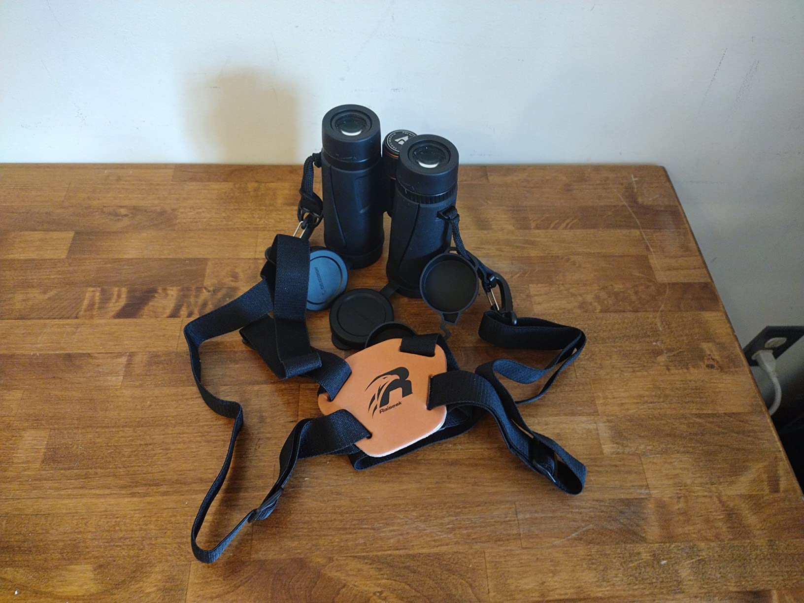 5/mo Finance Binocular Harness Strap, Xshaped
