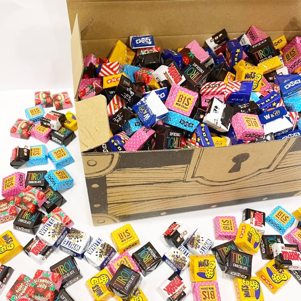 Amazon.co.jp: チロルチョコ 540個 バラエティ 宝箱ギフトセット