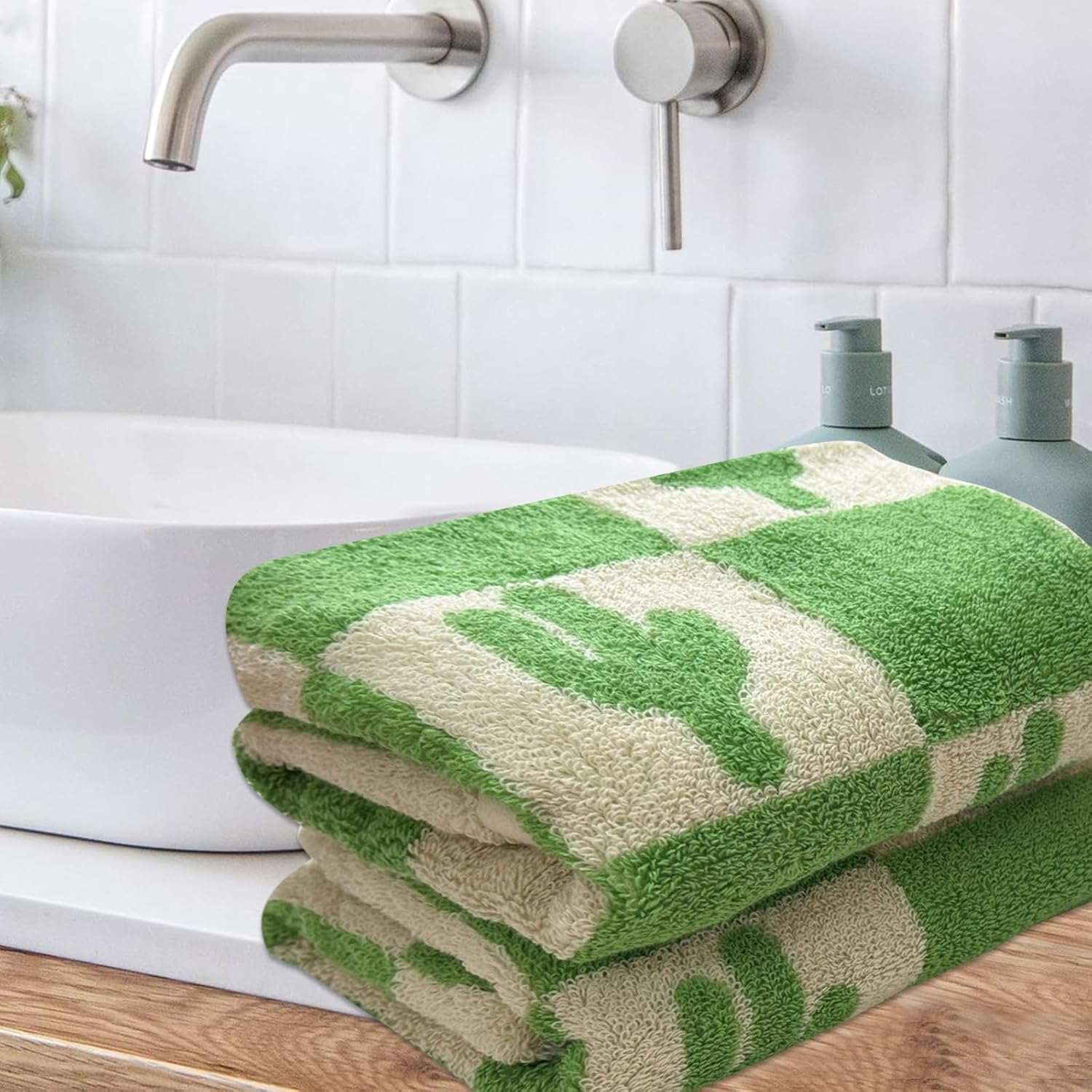 USTIDE 2 Piece Premium Cute Cactus Bath Towel Set 100% Cotton Soft Absorbent Bathroom Hand Towels Green Checked Hand Towel for Bathroom Kitchen Sports, 14x30 Inch