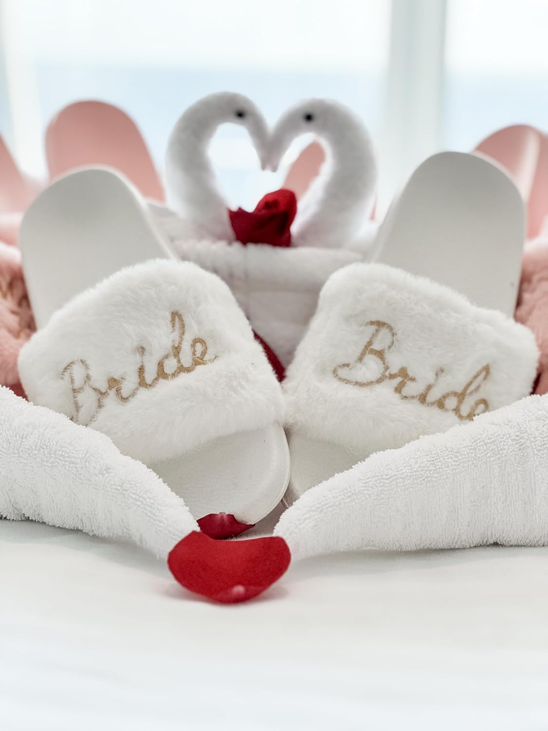 Bridesmaid Slippers Set of 5 – Fuzzy Bridal Party Slippers for Wedding, Bachelorette & Bridal Shower Gifts, Open Toe Slides for Bridesmaids