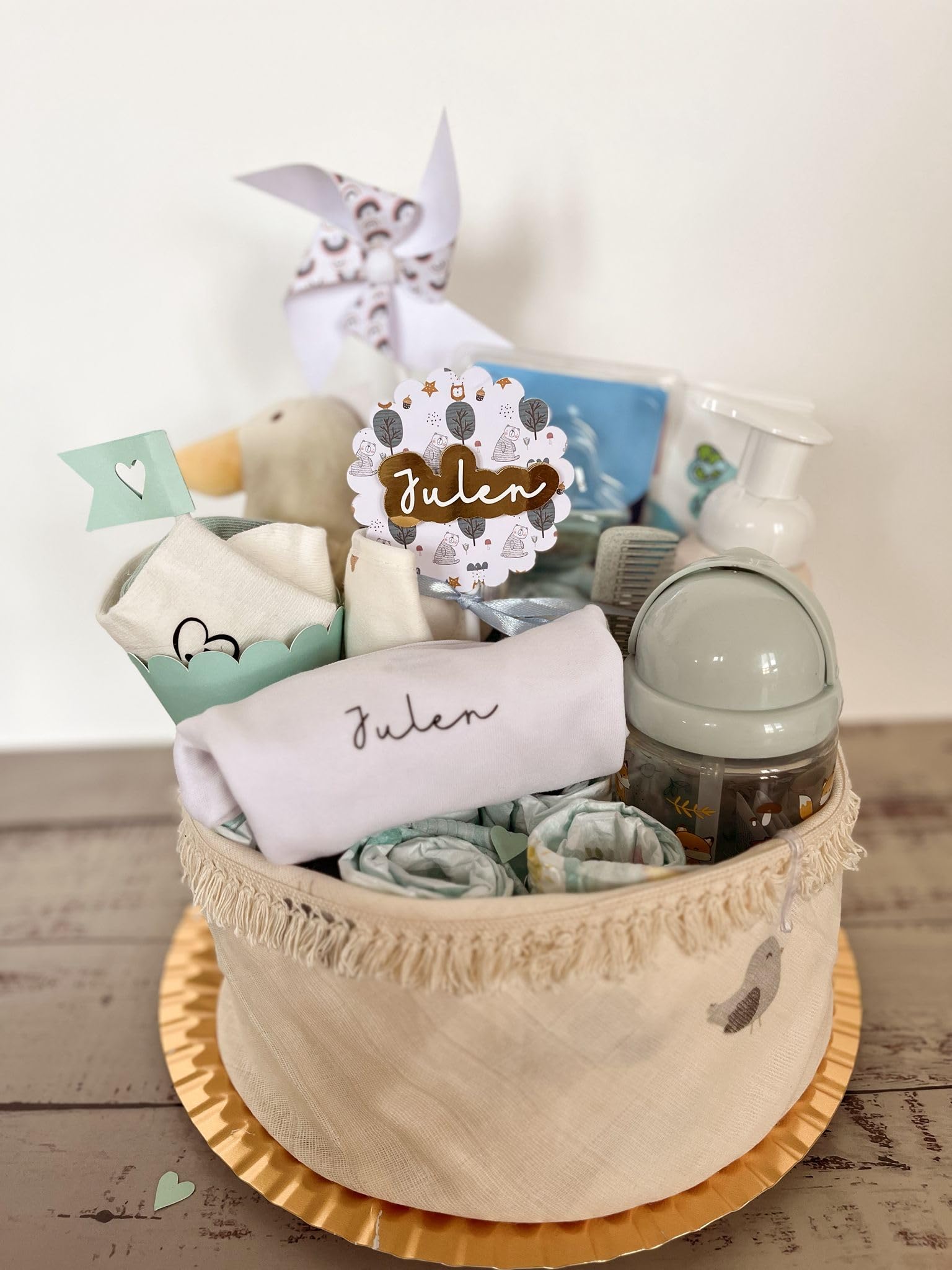 Tartas de pañales personalizadas con nombre, y con accesorios útiles – Ideal para recién nacidos y baby showers
