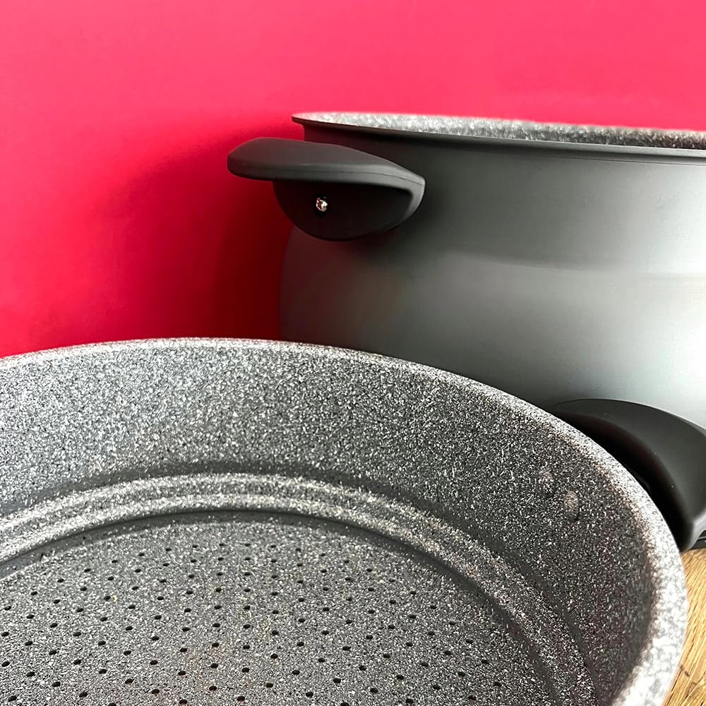 AM2215 : Couscoussier Arthur Martin en Aluminium 10L Revêtement Anti Adhérent - 26cm - Tous Feux dont Induction avec Bouchon Évaporateur - Couleur Gris Mat