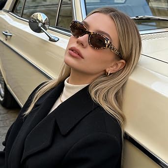 LJCZKA Retro Oval Sunglasses for Women Men Vintage Oval Cat Eye Sunglasses 90s Fashion Cateye Sunnies Trendy Chic y2k Cool UV400 Protection