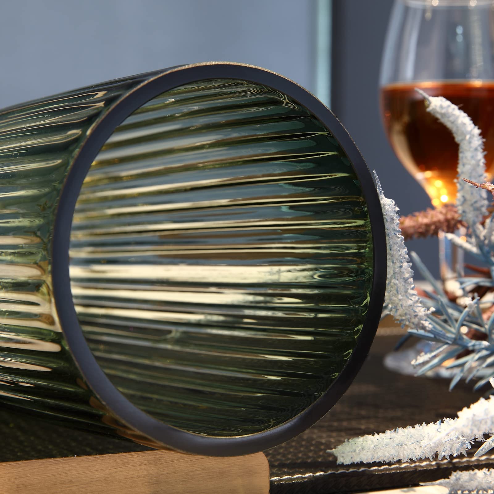 Dinyeo Large Cylinder Ribbed Green Glass Flower Vase for Farmhouse Dining Table Centerpieces Decor, 4.6 x 4.6 x 9.8 pouces - Image 2