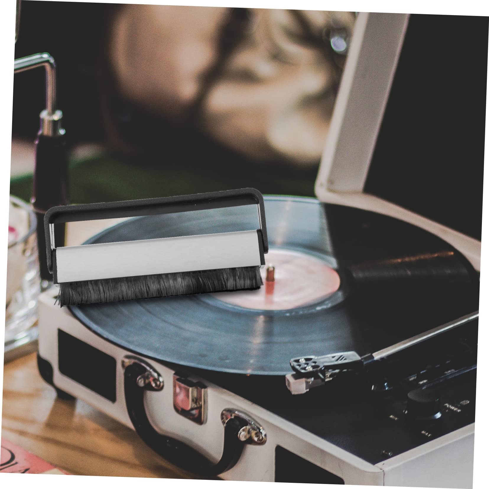 jojofuny 4pezzi Spazzola Per Pulizia Dischi Carbonio Con Manico Accessorio Antistatico Per Vinili e Cd Facile Da Usare e Conservare Rimozione Sicura Della Polvere e Staticità Design