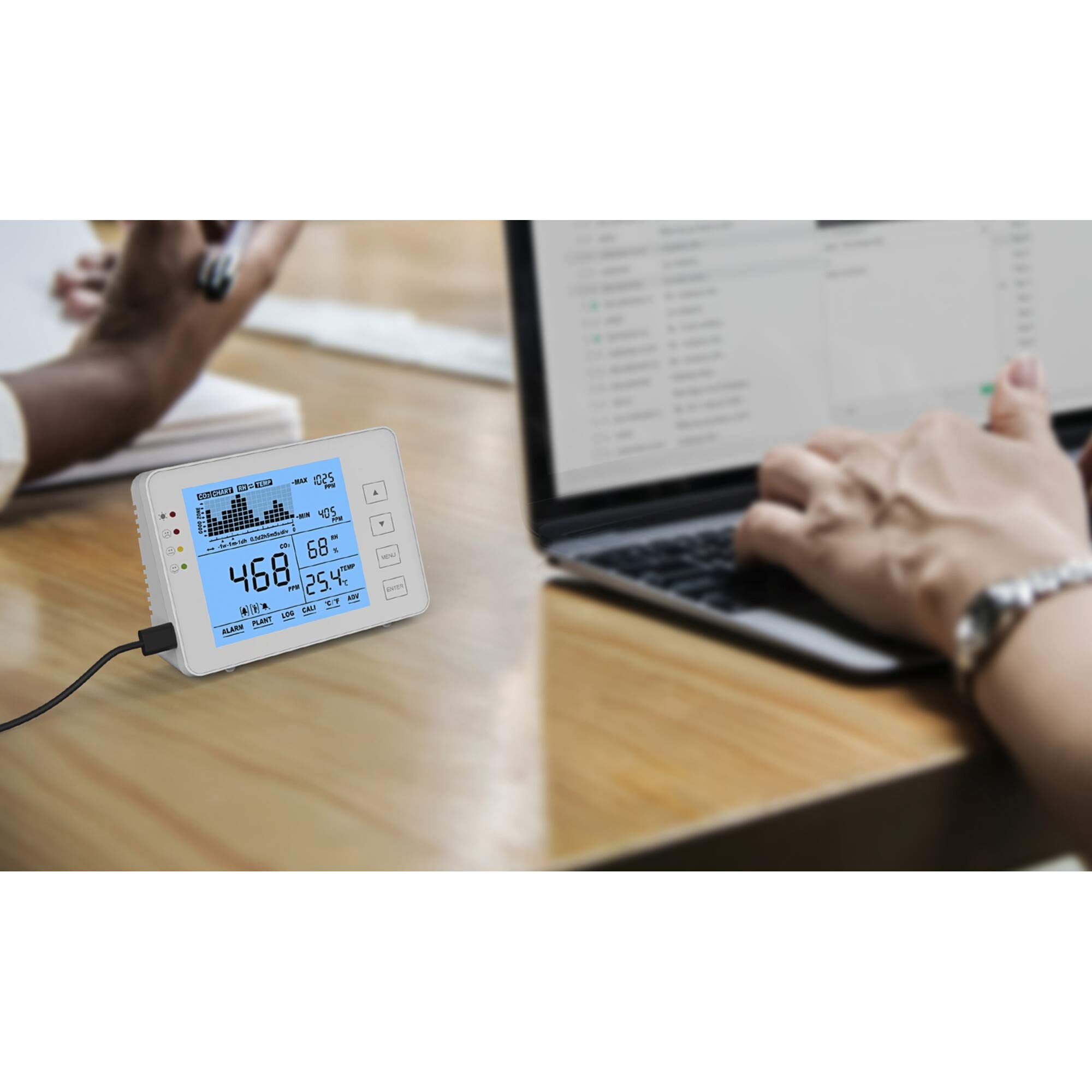 Seben 1200P W Compteur et moniteur de CO2 avec feu de circulation, alarme acoustique, enregistreur de données pour la mesure de la qualité de l'air