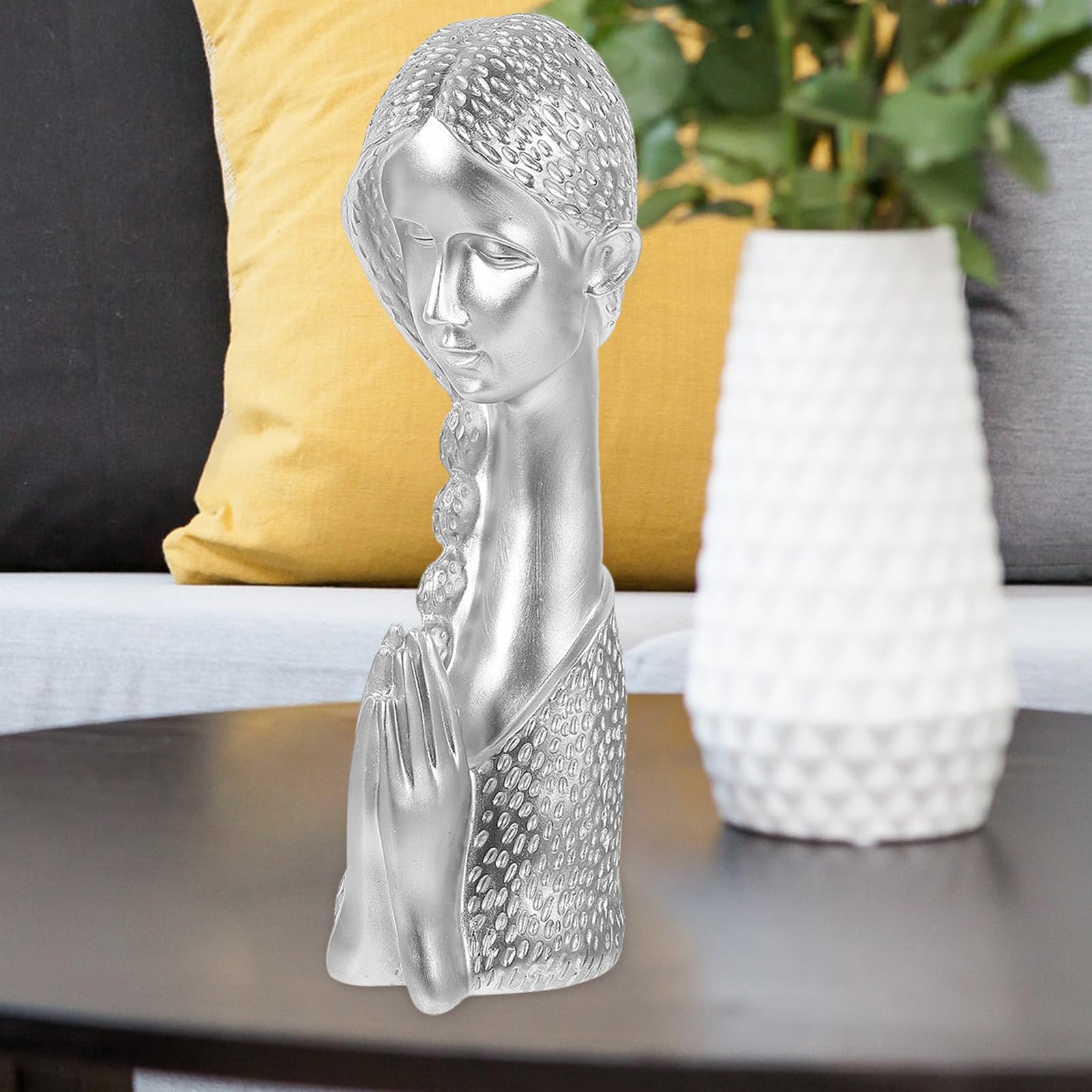 Busto Artesanal de Resina Niña Rezando Estilo Nórdico Minimalista
