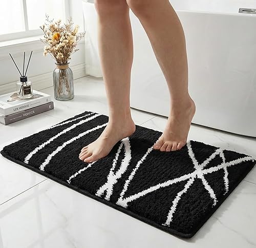 TITITEX Alfombra de baño de lujo con línea curva negra, 16x24 pulgadas. Alfombras de baño de microfibra clásicas, extra suaves y absorbentes.
