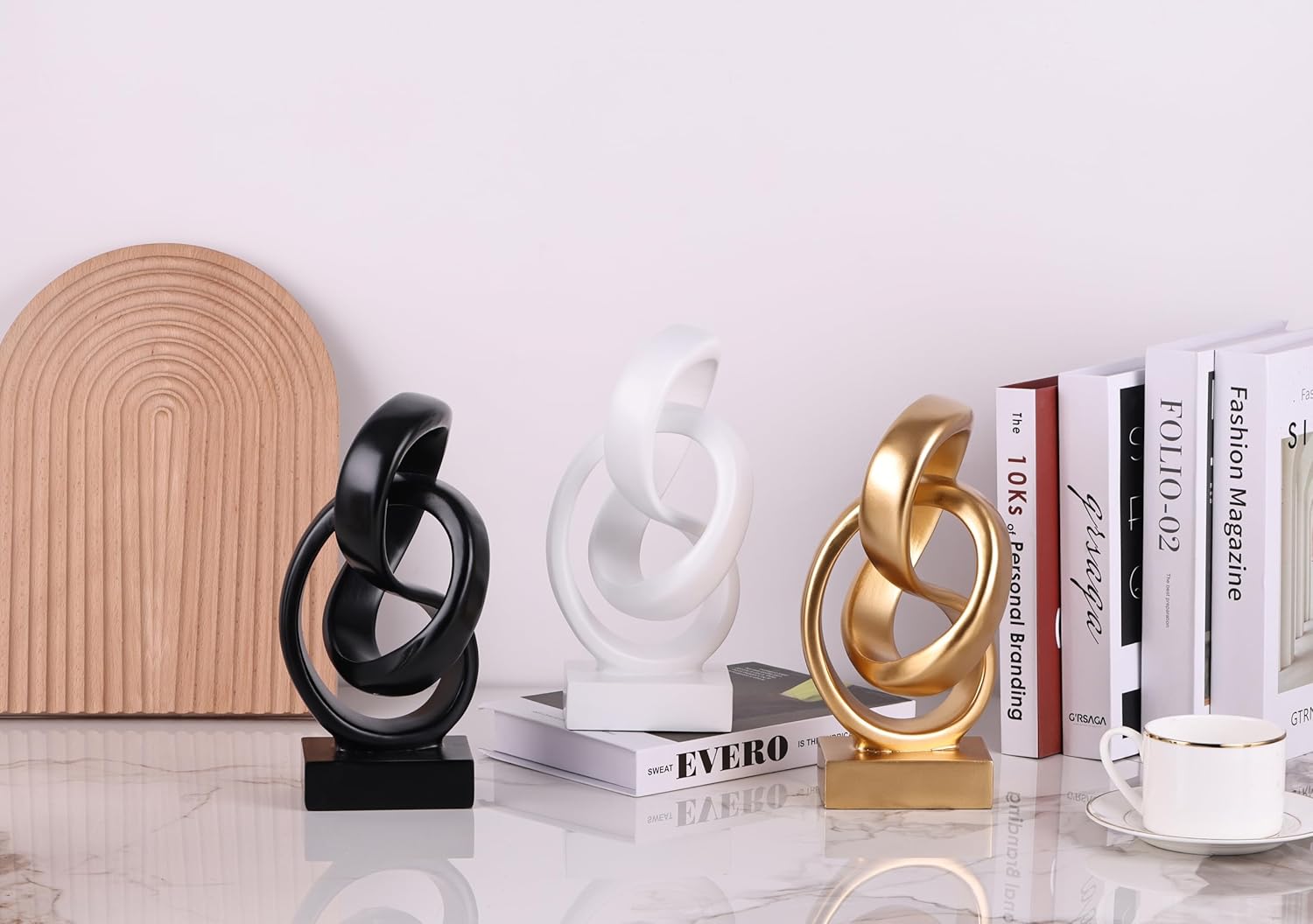 Modern Abstract Knot Sculpture, Artistic Mobius Inspired Resin Decor, Elegant Home and Office Decor, Perfect for Shelves, Desktops, and Mantles, Ideal Gift for Birthdays, Housewarmings (Black)