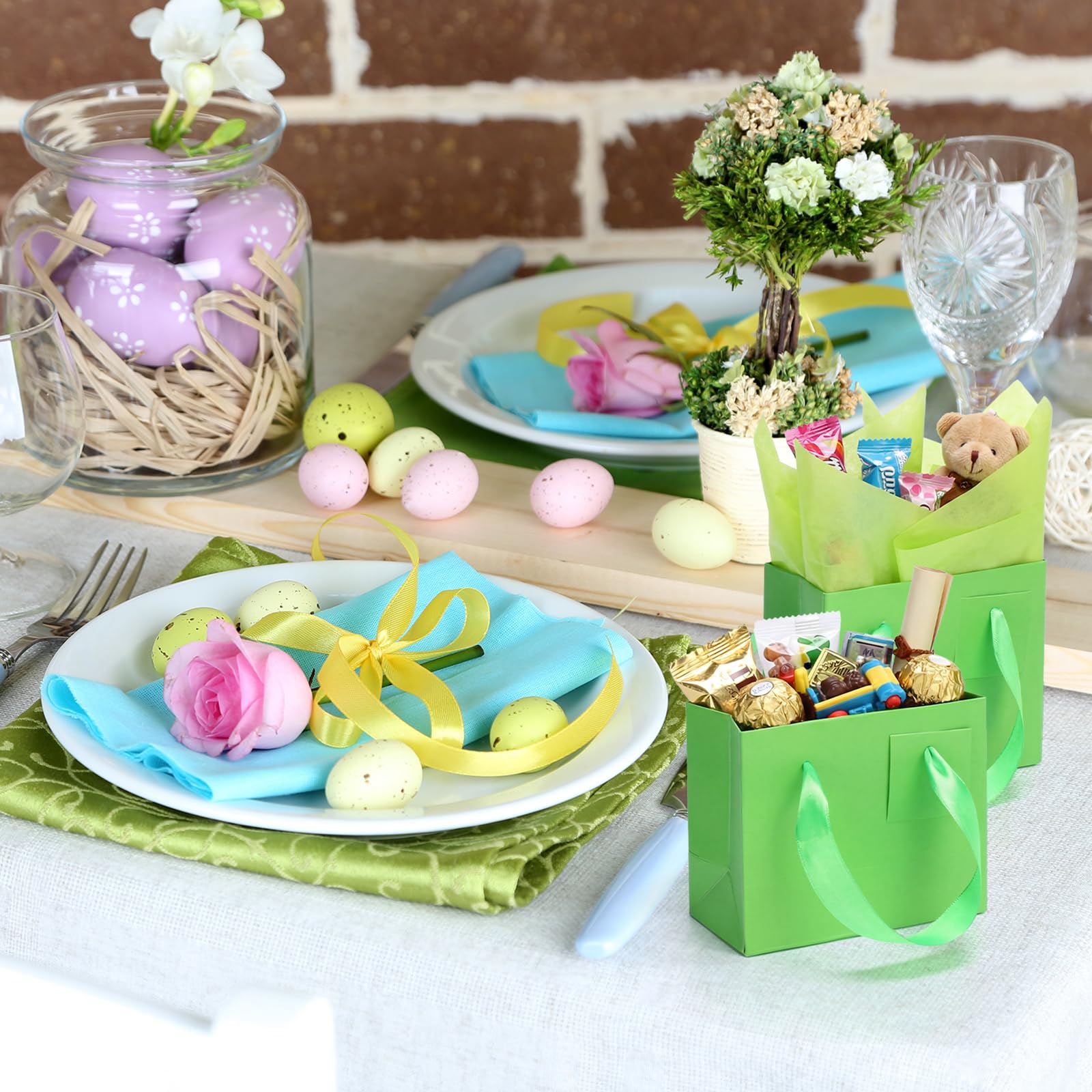 Qilery Mini-Geschenktüten aus Papier, Großpackung mit Seidenpapier, kleine Geschenktüten mit Griff und Etiketten, für Geburtstag, Hochzeit, Erntedankfest, Weihnachten, Party, Geschäft (Grasgrün, 11,9