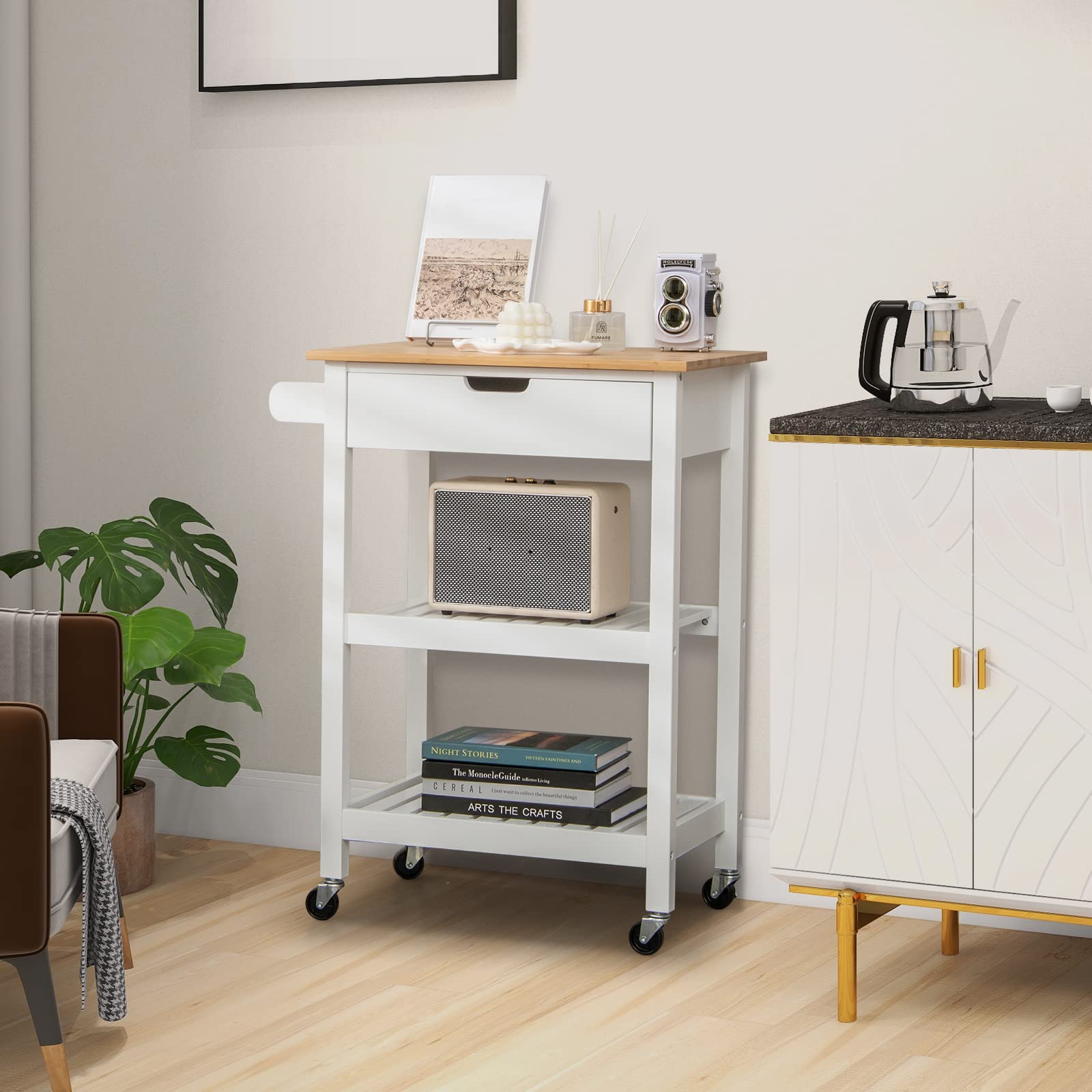 KOMFOTTEU Carrello da cucina in bambù e legno, carrello da portata su ruote, 66 x 40 x 85 cm, carrello da cucina con piano di lavoro, cassetto e 2 ripiani aperti, carrello portaoggetti (bianco)