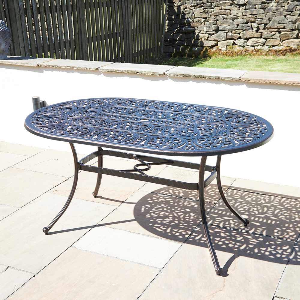 Cast Aluminium Metal Oval Garden Table RustFree Weather Resistant