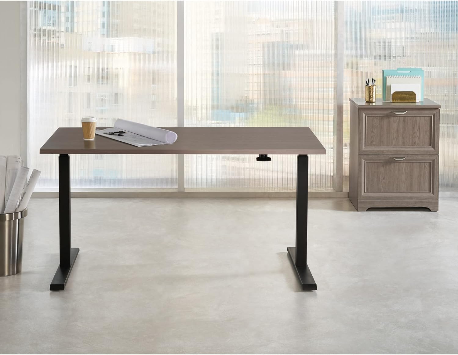 Realspace® Magellan 60"W Pneumatic HeightAdjustable Standing Desk, Gray