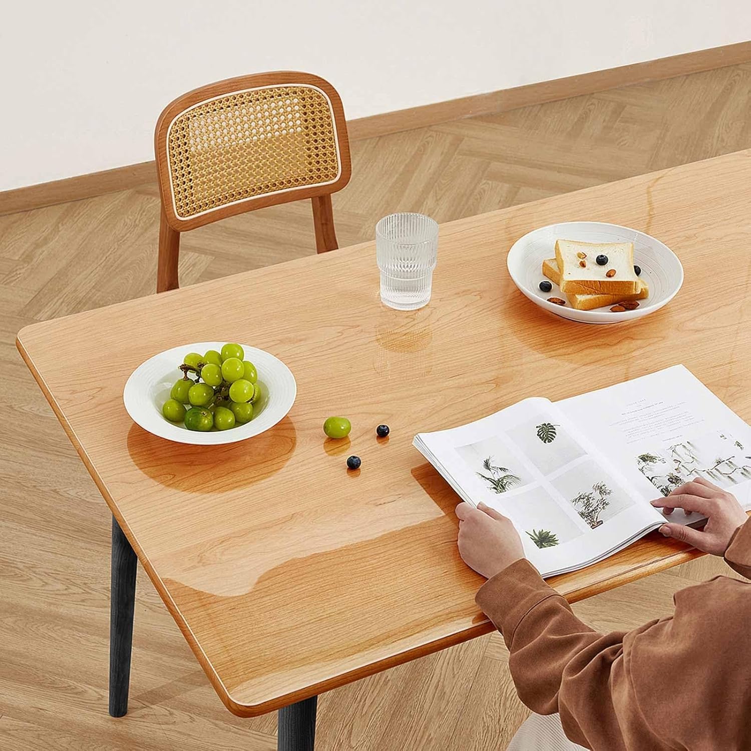 Clear Desk Mat Clear Plastic Table Protector Cover Pad 2.0 mm Rectangular Tablecloth Protector PVC Table Cloth Waterproof Easy Clean(70x120cm(27x42))
