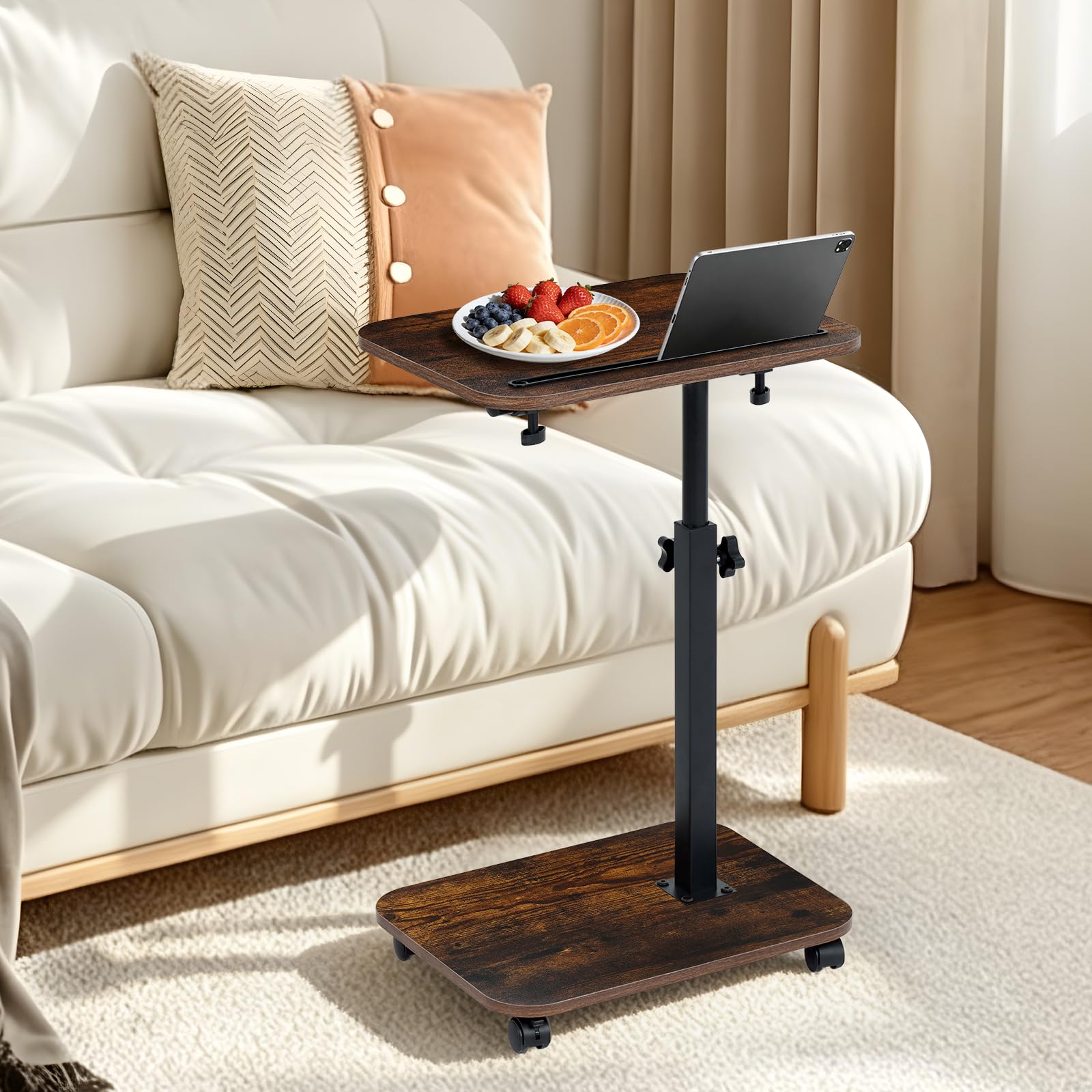 comfoyar Tavolino a Forma di C con Ruote Regolabile in Altezza(43-78cm), Girevole 360° Tavolino di Divano con Slot per Telefono e Tablet, Tavolino da Caffè Legno per Letto Soggiorno, Piccolo Spazio
