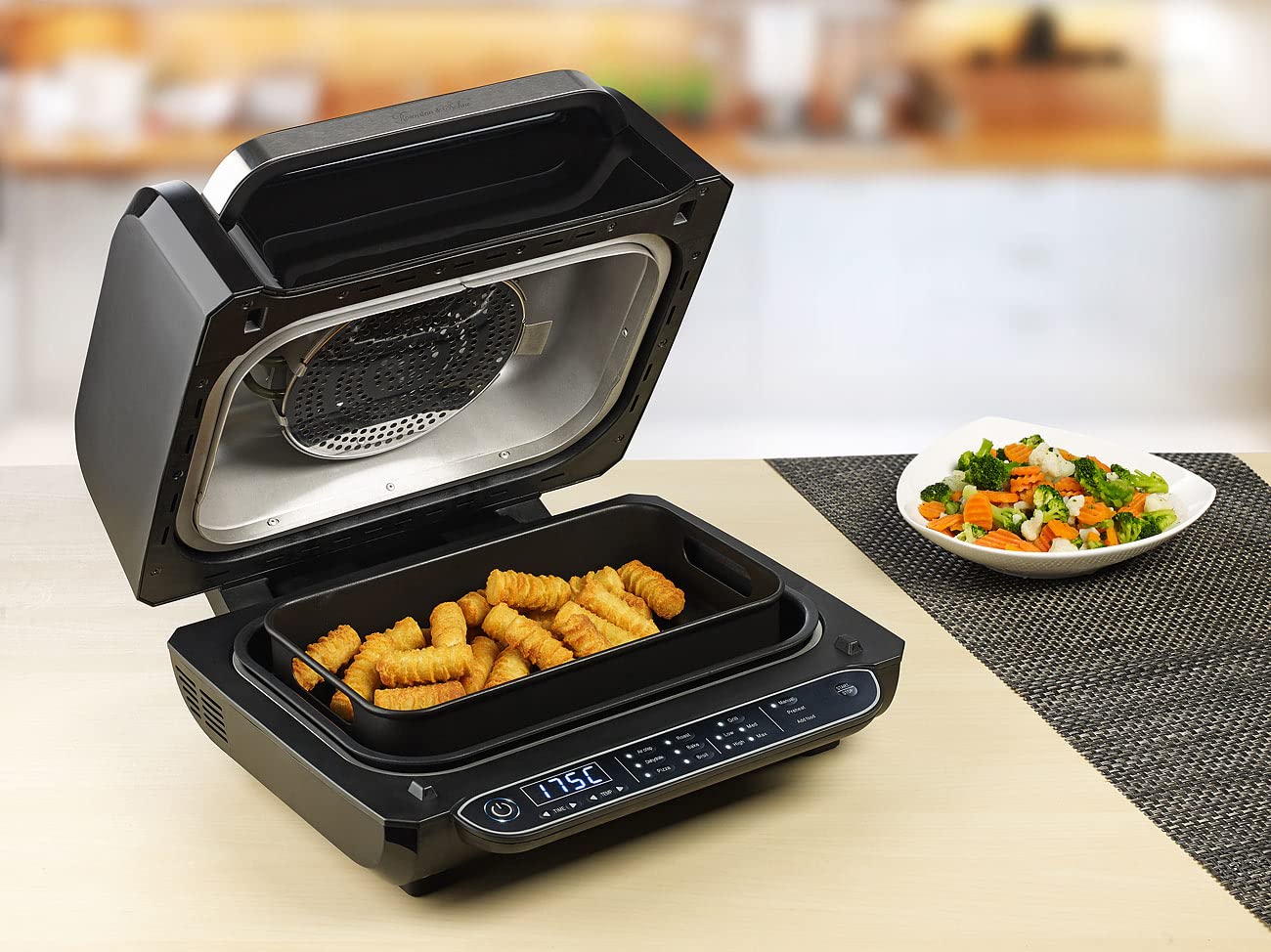 Rosenstein & Söhne Frytkownica beztłuszczowa 3 w 1 z grillem stołowym, 1700 W, wyświetlacz LED, do 7 l, czarna