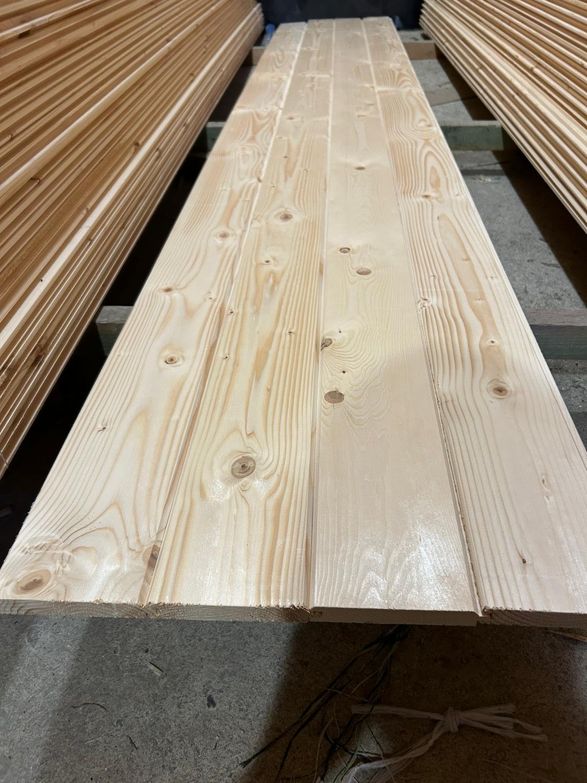 Profilbretter Profilholz Fassadenprofil Fasebretter 20mm x 12,8cm Länge 200cm Holz 10 Stück Saunaholz Bienenstockholz Dachuntersicht Verkleidung