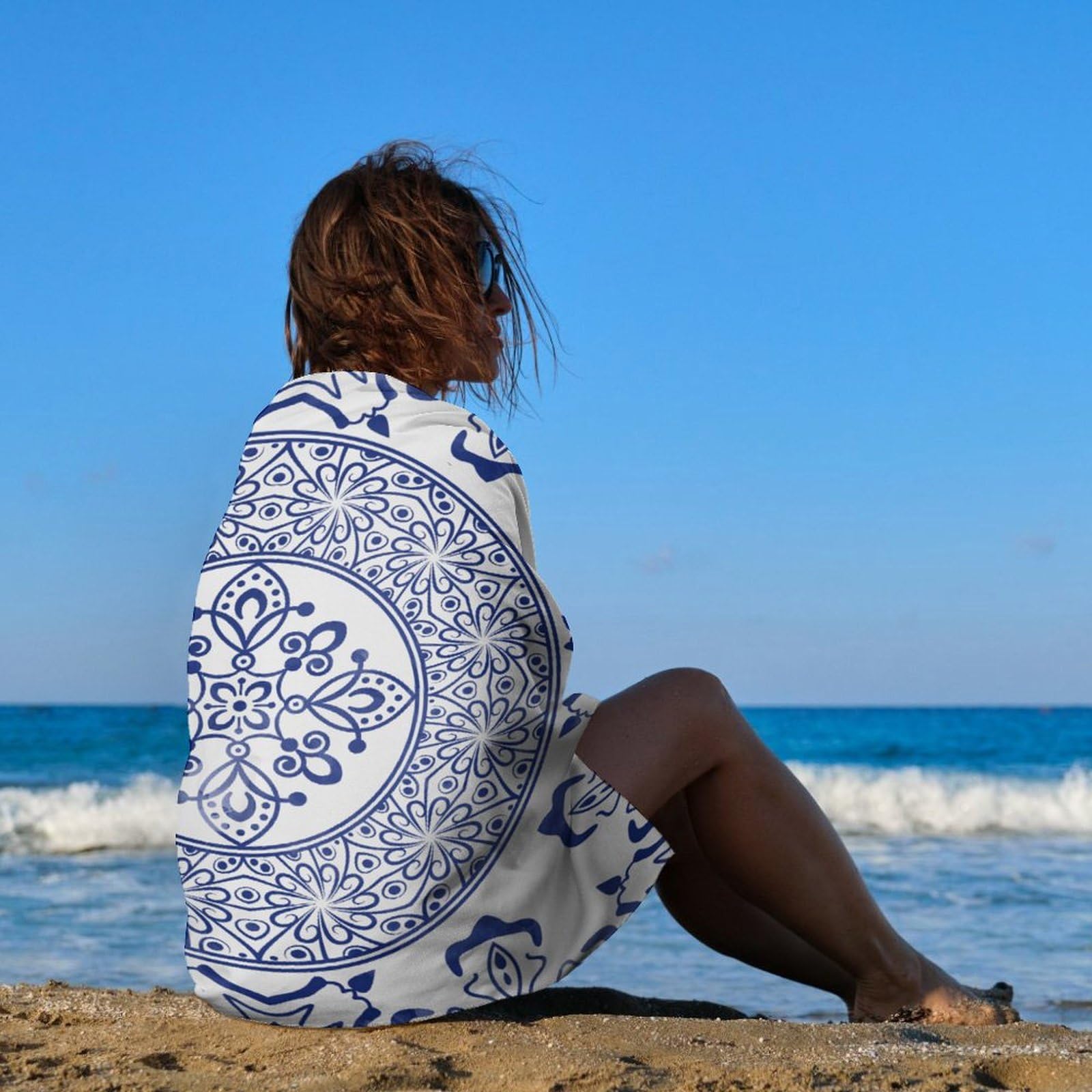 Amazon.com: Chinese Style Blue and White Porcelain Print Beach