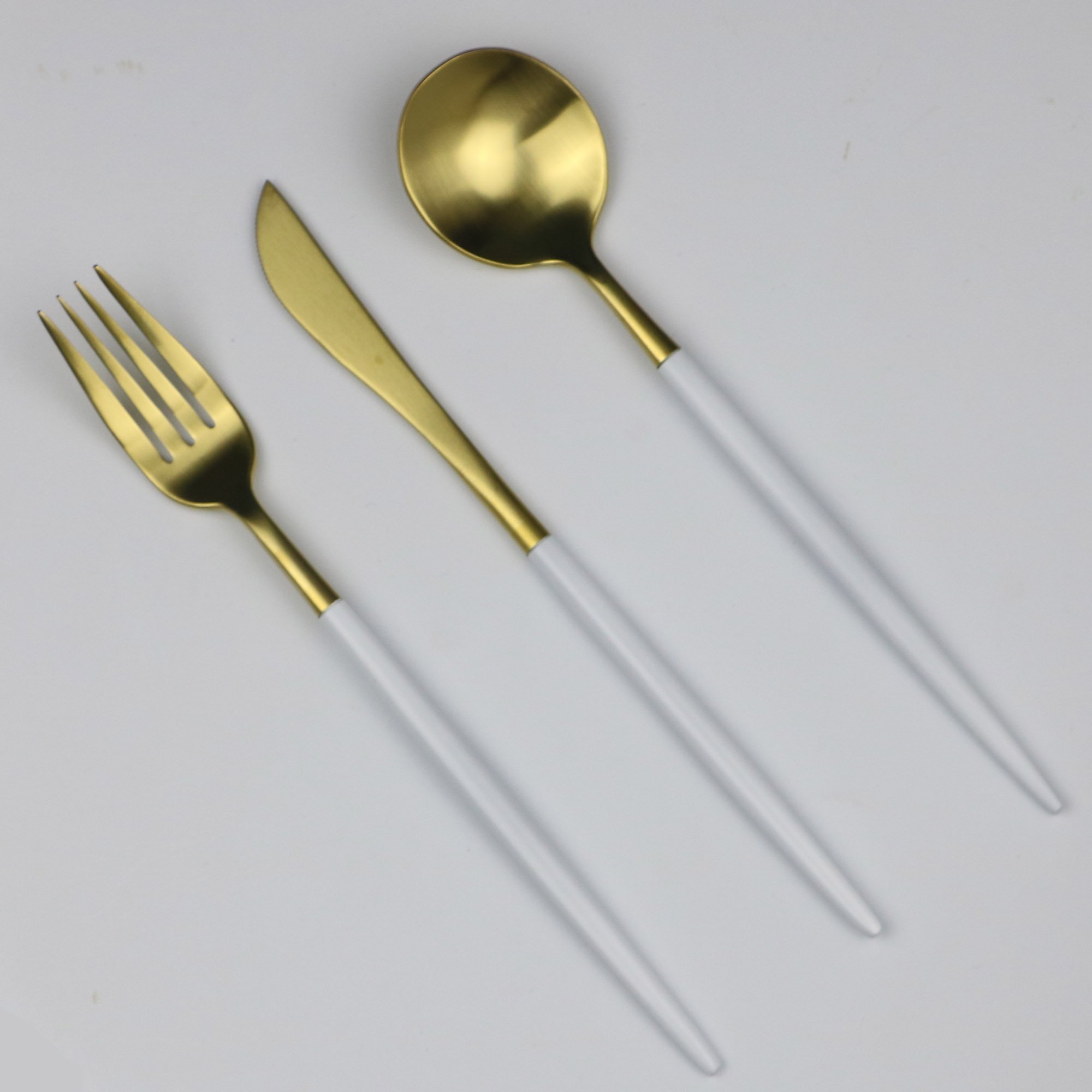 Lot de 20 couverts de luxe en acier inoxydable 18/10 avec poignée blanche dorée Finition mate Service pour 4 personnes
