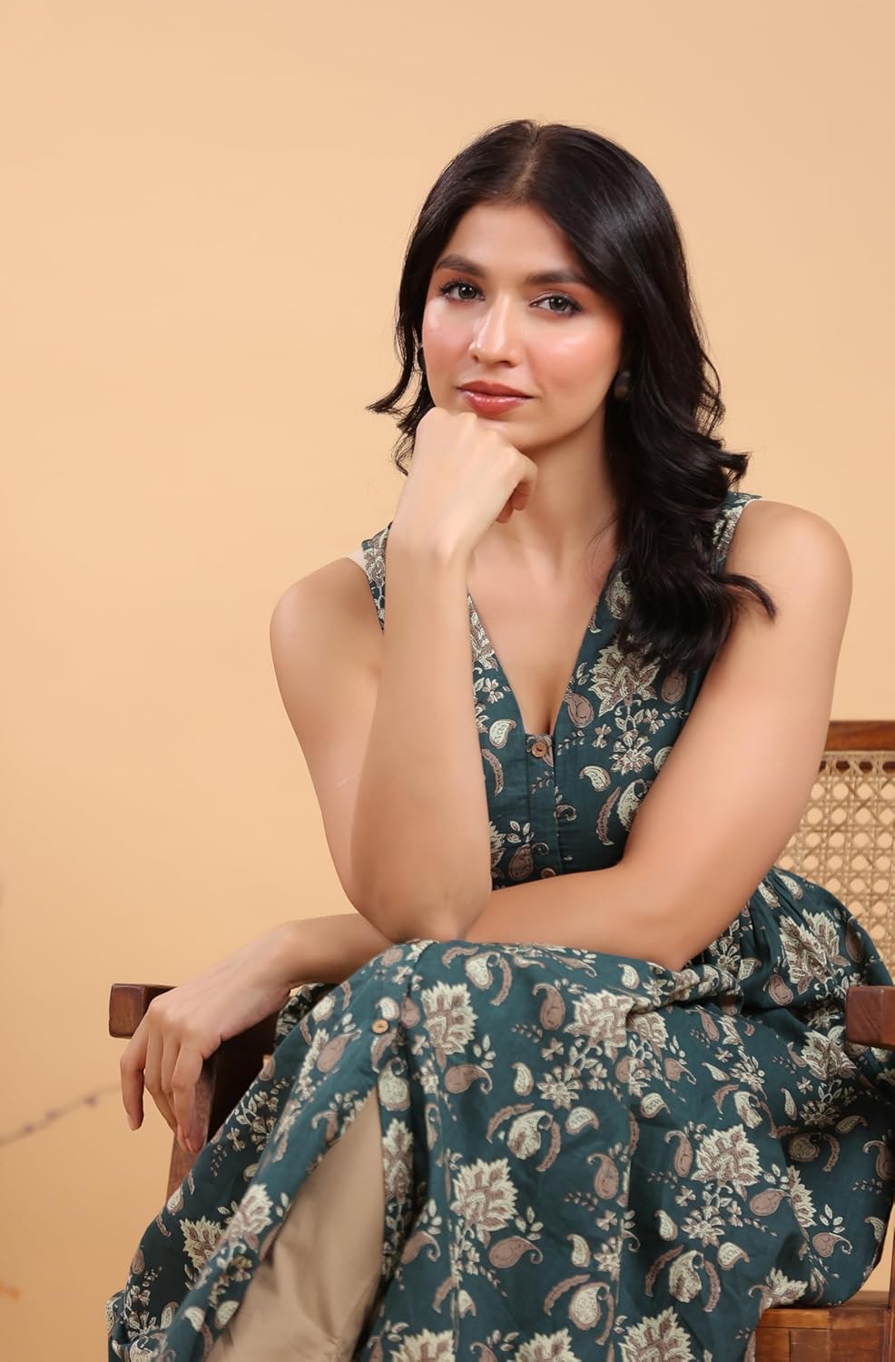 Janasya Indian Women's Cotton Green Paisley Print Casual Wear Kurta for Women - Image 2