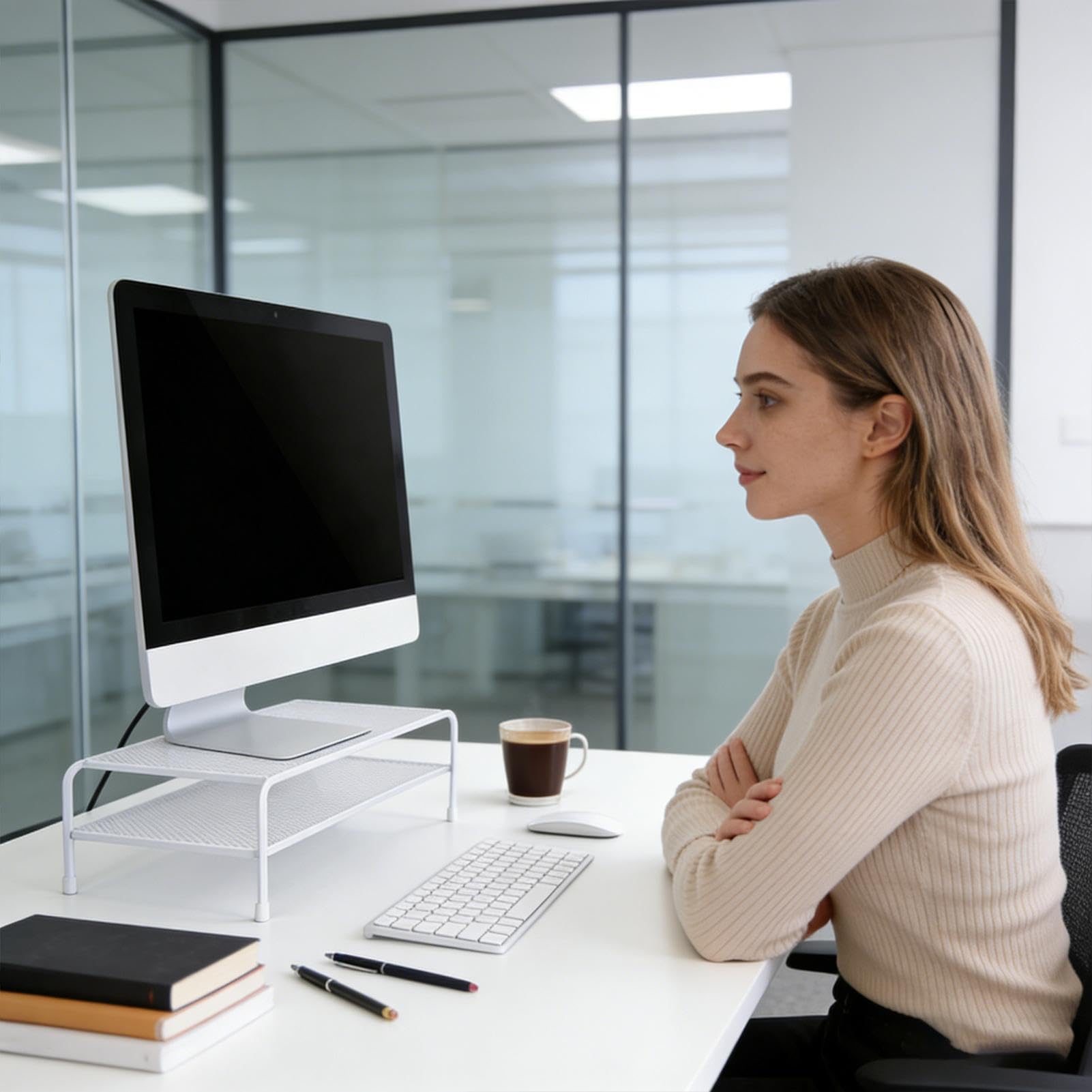 Podstawka pod laptopa na biurko Ergonomiczny żelazny oszczędzający miejsce