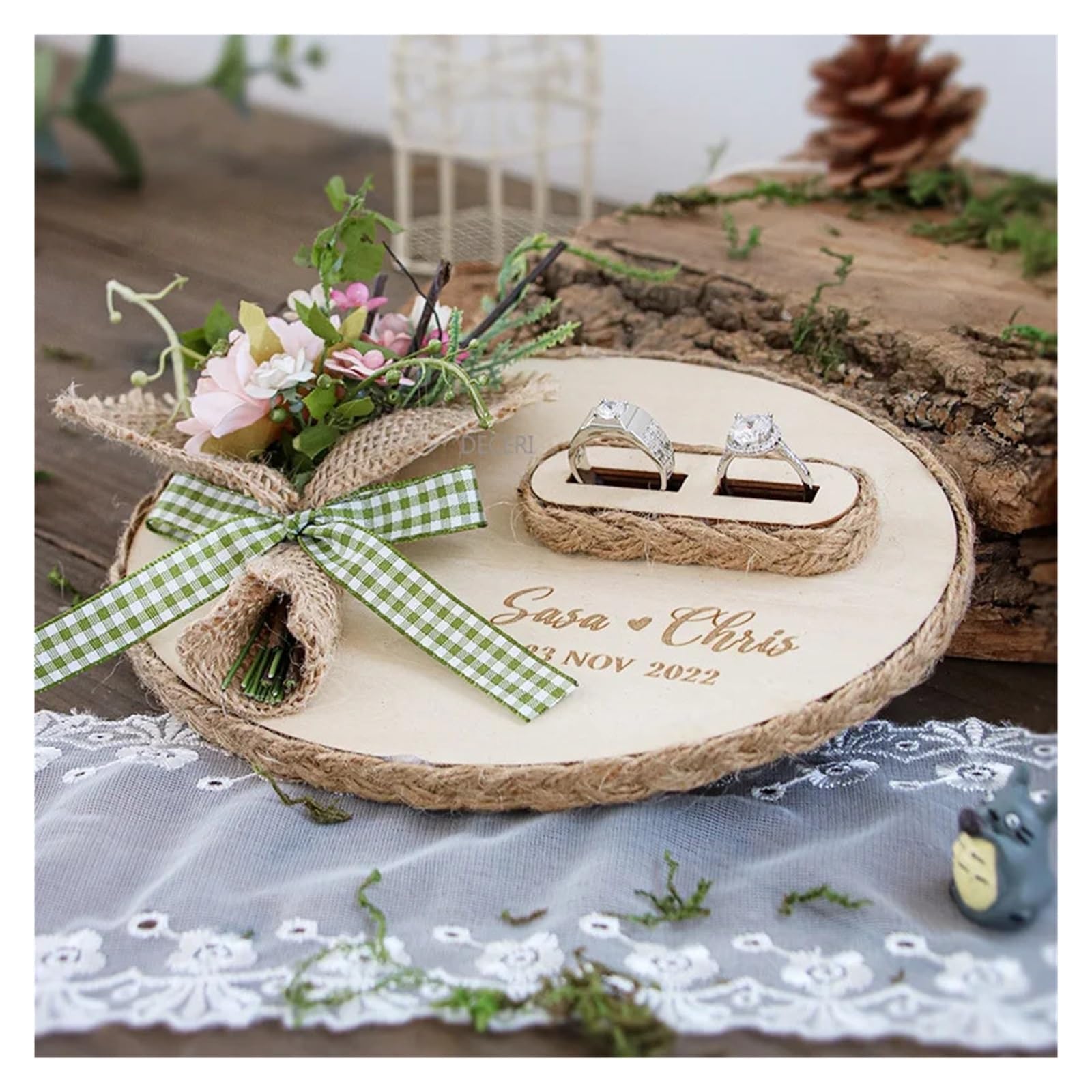 Ringkissen Holz Individuelle Verlobung mit ovalen Holzblumen