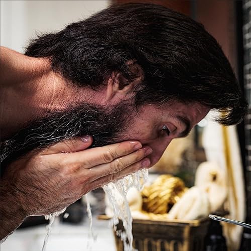 Miniatura 6 de The Beard Struggle Greenlander Bundle - Kit de barba con mantequilla, bálsamo, aceite nocturno, aceite de día, lavado y acondicionador - Colección