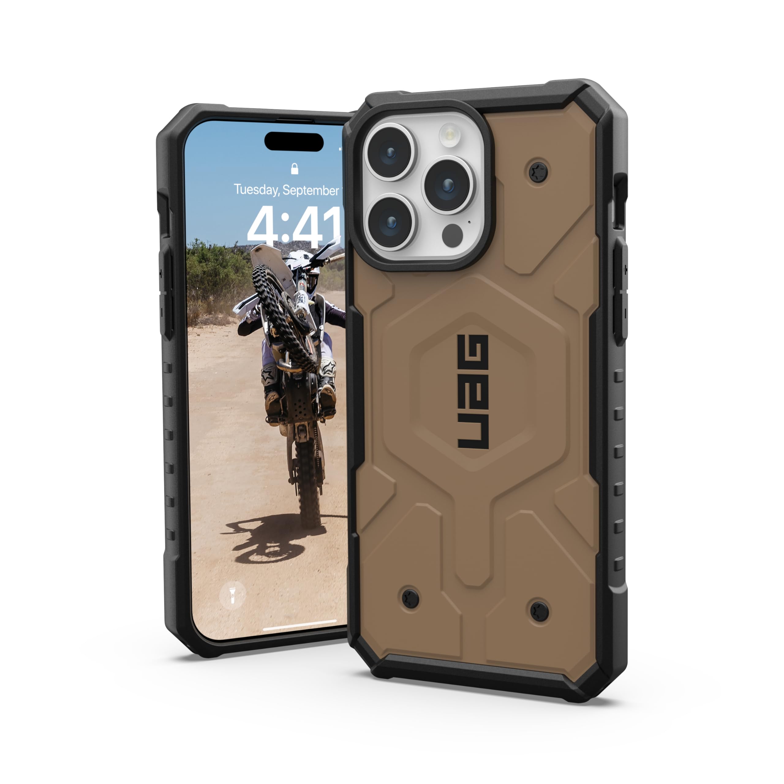 URBAN ARMOR GEAR UAG - Funda Compatible con iPhone 15 Pro MAX de 6.7 Pulgadas, Pathfinder, Tierra Oscura, imán Integrado, Compatible con Carga MagSafe, Resistente Grado Militar, a Prueba de caídas