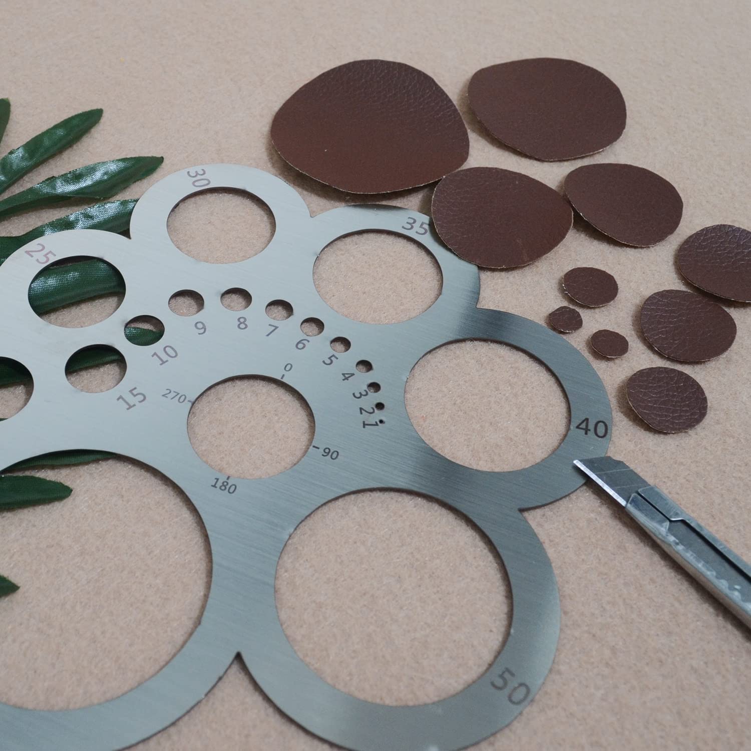 1Pcs Rvs Diy Lederen Craft Gauge Ronde Hoek Heerser Proofing Layout Sjabloon Materiaal R Regel Meetgereedschap 1Pcs Rvs Diy Lederen Craft Gauge Ronde Hoek Heerser Proofing Layout Sjabloon Materiaal R Regel Meetgereedschap