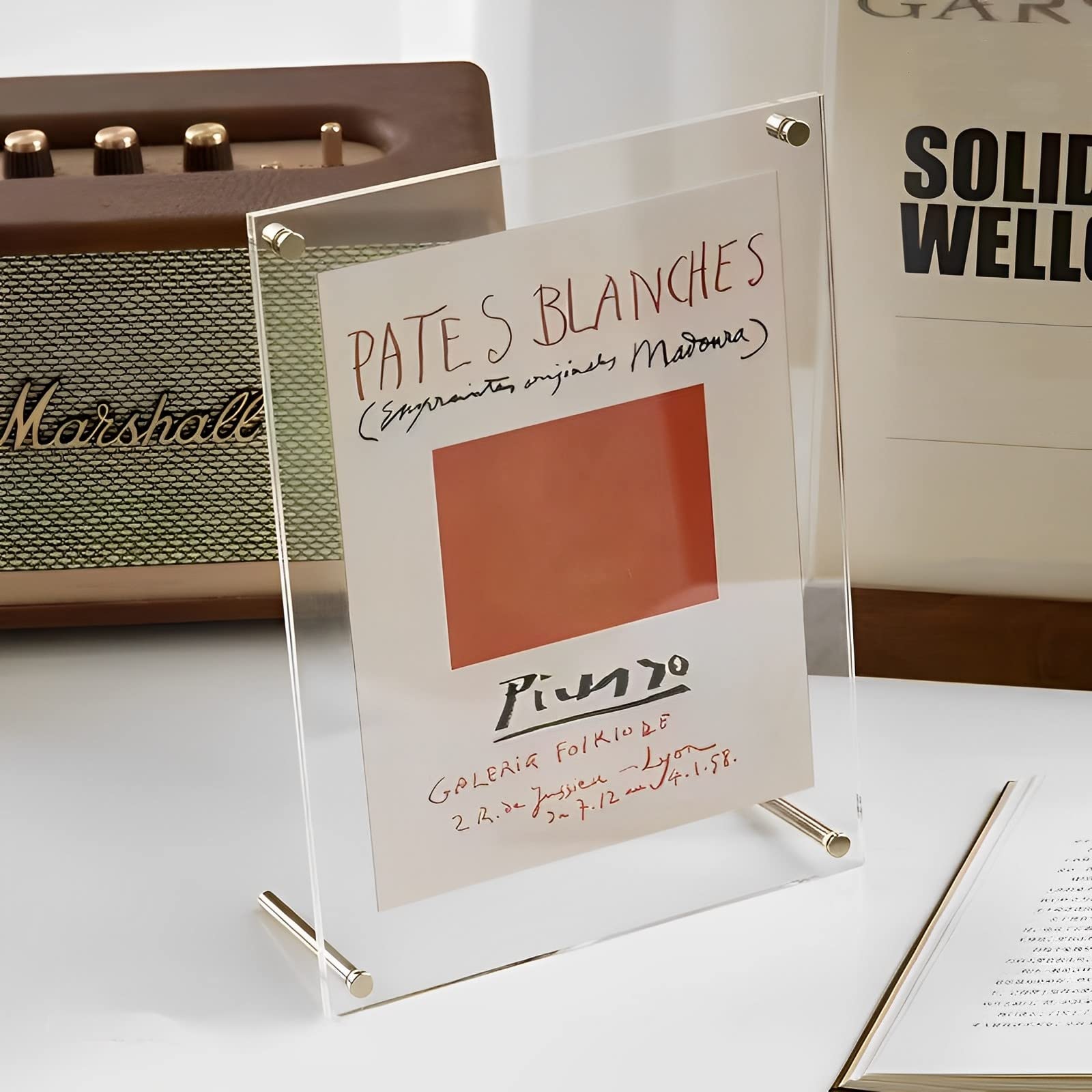 Amazon.co.jp: A4クリアアクリルフォトフレーム 透明な写真立て