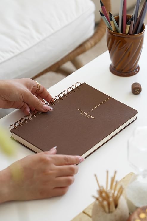Matt Notebook 2026-2027 A5 Keten Akademik Ajanda Spiralli 15x21 cm - 17 Aylık Kahverengi