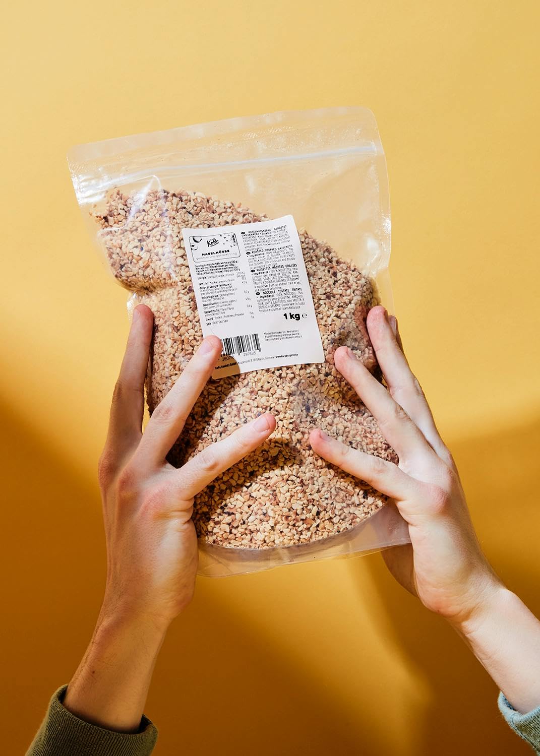 KoRo – Noisettes torréfiées et concassées 1 kg – Goût intense – Idéal pour la pâtisserie – Riche en fibres