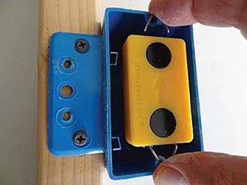 Calculated Industries 8105 Blind Mark Drywall Electrical Box Locator Tool Powerful Rare-Earth Magnetic Targets (3) and Locator Kit