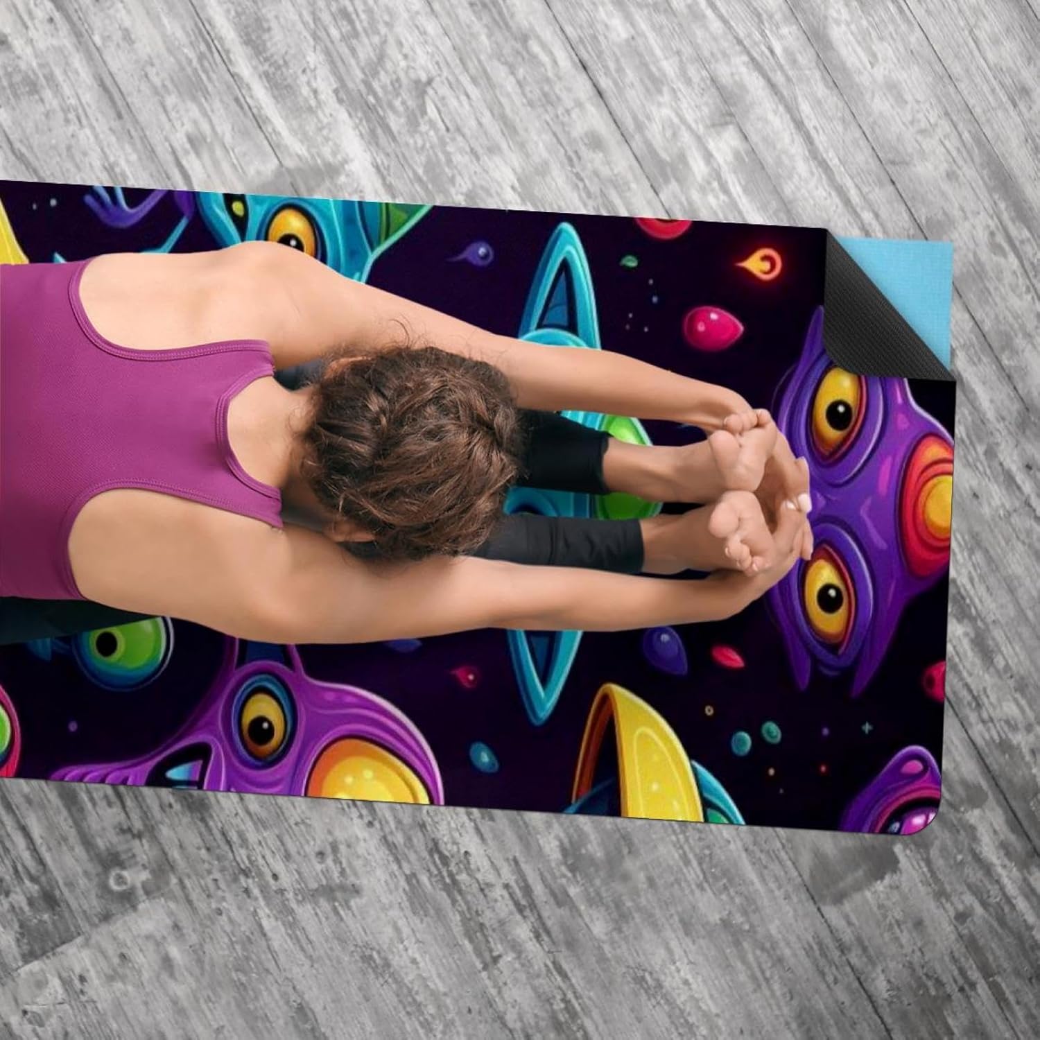 Yoga Towel, Outer Space Alien Pattern Non Slip Sweat Absorbent Hot Yoga Mat Towel for Hot Yoga, Pilates and Fitness - 72.8" x 26.8"