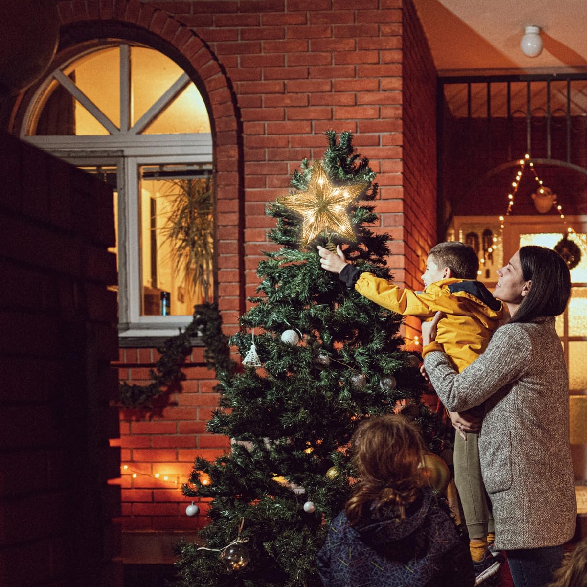 LAMPHOME 11" 10L Lighted Gold Glitter Thread Christmas Star Tree Topper ,Lighted Star Tree Topper, Gold Tinsel Wired Design,Warm White - Image 3