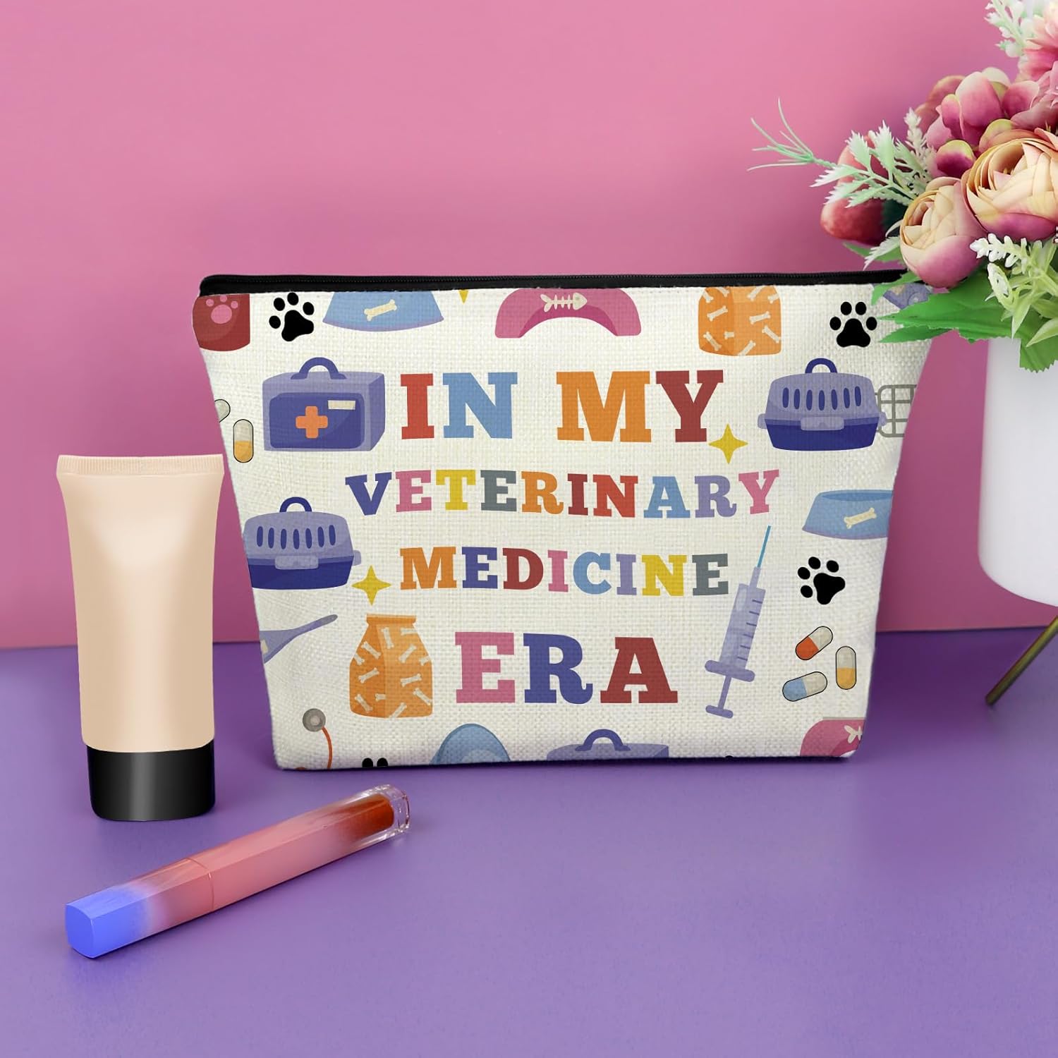 Veterinary Medicine Gifts for Women Makeup Bag Vet Tech Gift Ideas Veterinary Technician Assistant Appreciation Gifts for Daughter Sister Bestie Cosmetic Bag Travel Pouch for Birthday Graduation - Image 4