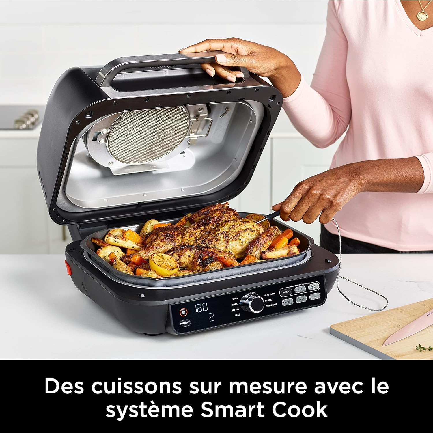 Ninja Foodi MAX PRO Grill, Plancha et Friteuse à air avec sonde de cuisson numérique, 3,8L, 7 en 1, Grill, Air Fryer, Cuire, Rôtir et plus, Pièces lavables au lave-vaisselle, Argent/Noir AG651EU