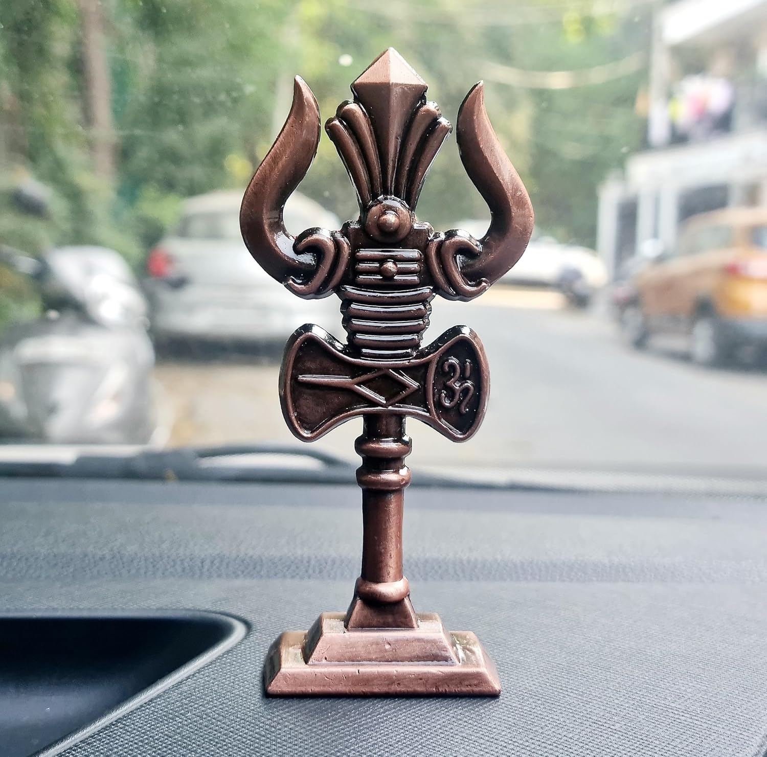 Yuktha Copper Eternals Trishul With Damru And Om Idol For Mandir, Shiva Idol Car Dashboard Decoration Items Statue Metal Showpiece For Pooja Room Home & Office Decor. (Copper)
