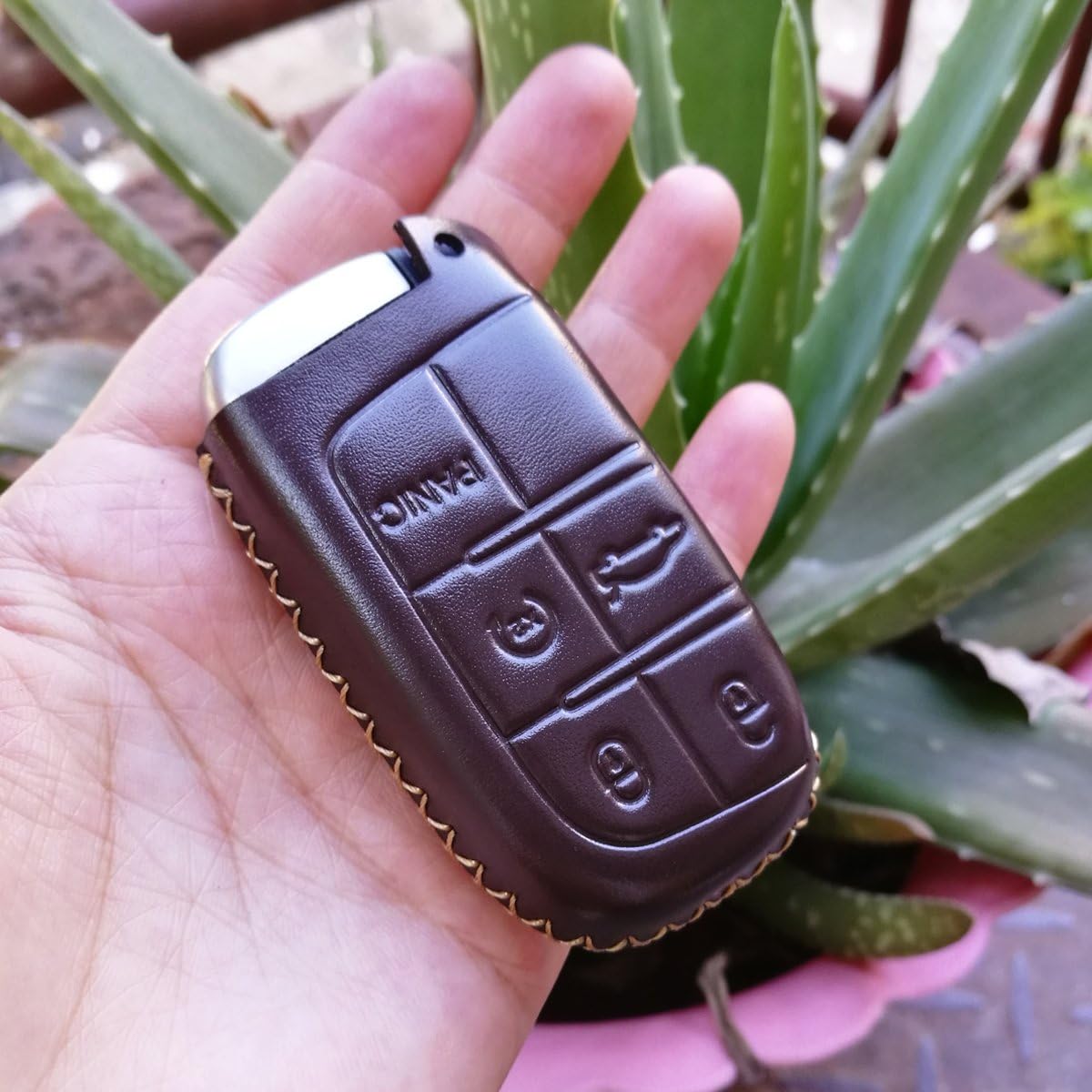 Coolbestda Brown Leather 5butons Key fob Remote Cover Protector Keyless Entry Holder for 2018 2017 2016 Jeep Grand Cherokee Dodge Challenger Charger Dart Durango Journey Chrysler 300 200