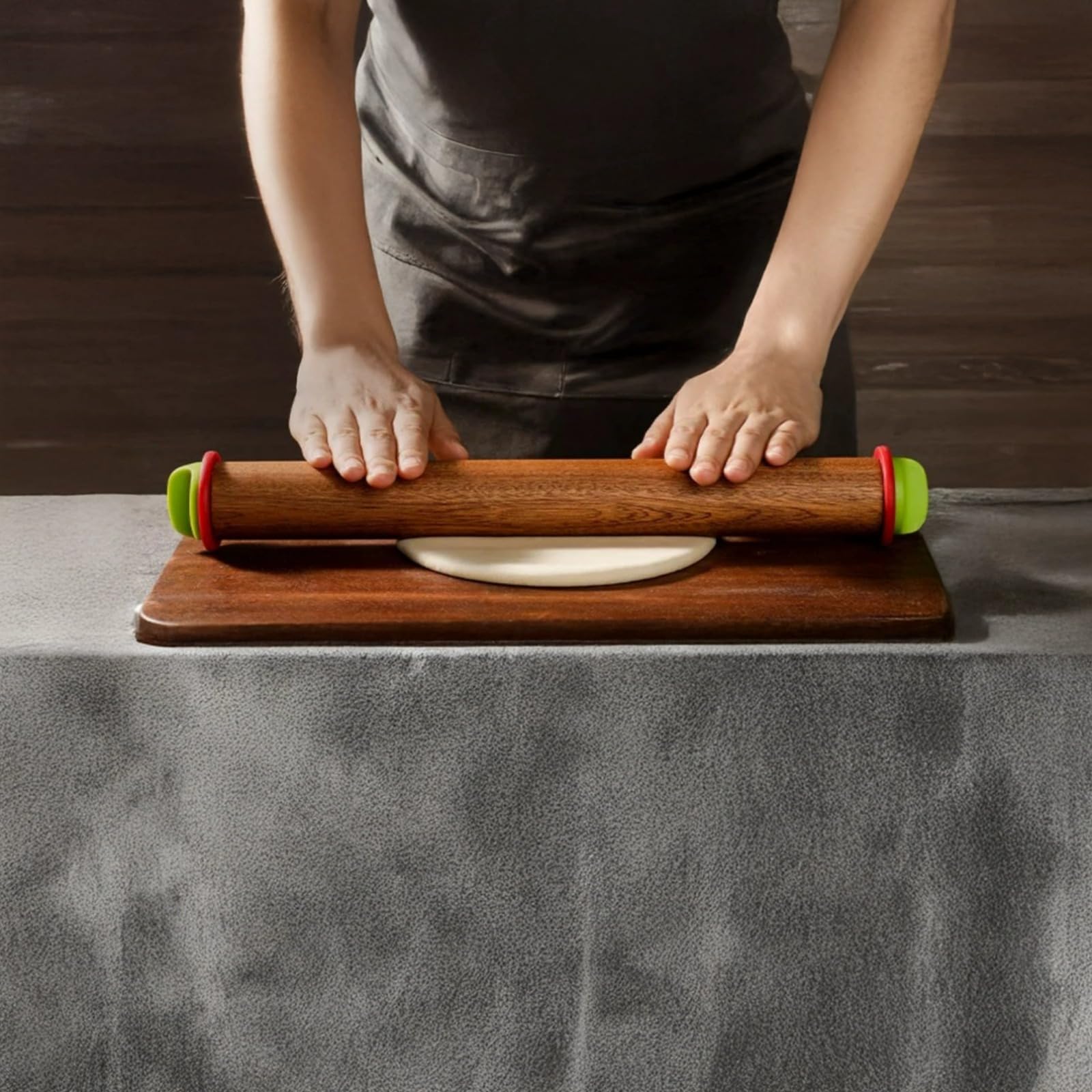Keks-Teigrolle mit Prägung, Holz-Backrolle mit Dickenringen, geführte Teigrolle für Keksteig, Pizza, Mürbeteig und Tortenböden, 5 abnehmbare Ringe für gleichmäßige Stärke
