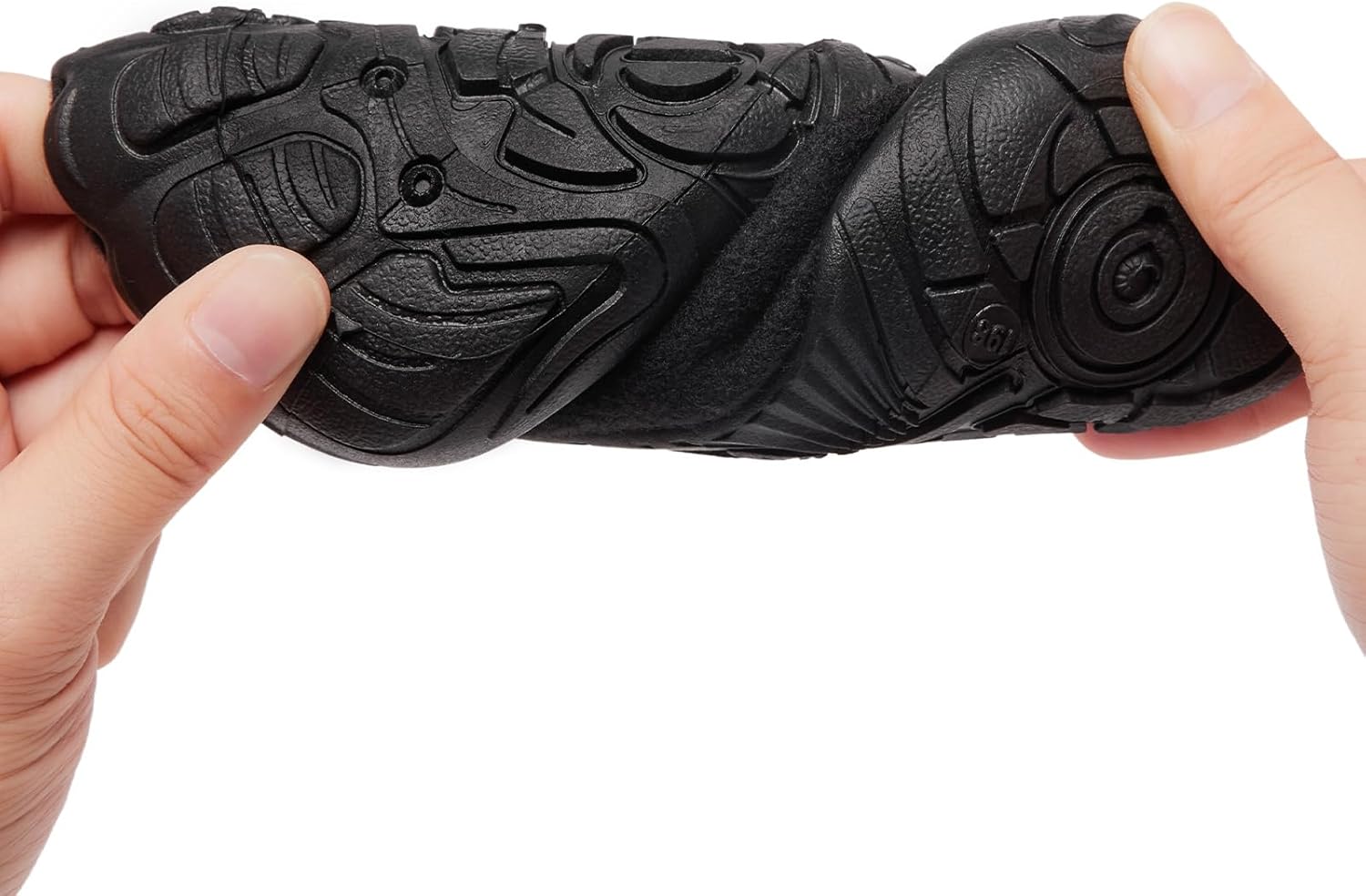 Kids Slippers Boys Girls Comfortable Warm Wide Toe Shoes Lightweight Non-slip Indoor Fleece Slippers(Little Kid/Big Kid) - Image 2