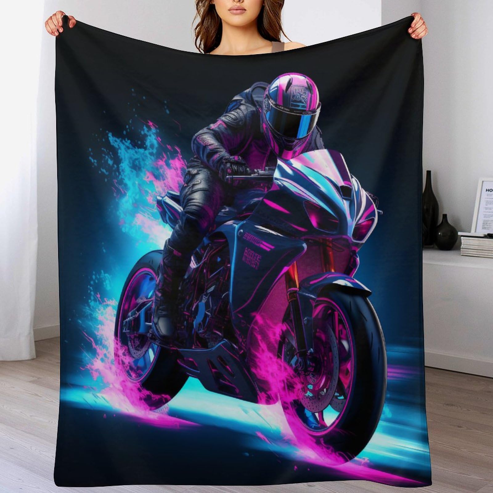Couverture moto douce en polaire pour un moment cocooning sur votre canapé