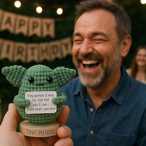 Miniatura 6 de Crochet positivo de Baby Yoda hecho a mano con 30 afirmaciones divertidas, divertido regalo de amistad para Navidad, regalos de cumpleaños para