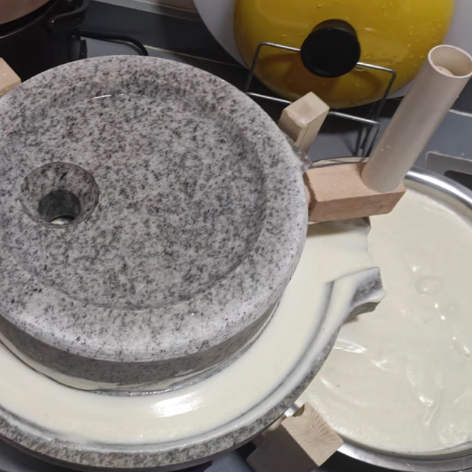 Natürliche Granit Gülle Mühle,Handmade Steinmühlen,dass,Stein Kornmühle mit hölzernen Rahmen,manuelle Kornmühle für Mehl,leicht zu reinigen und zu demontieren,für die Benutzerfreundlichkeit(25cm/9.8in