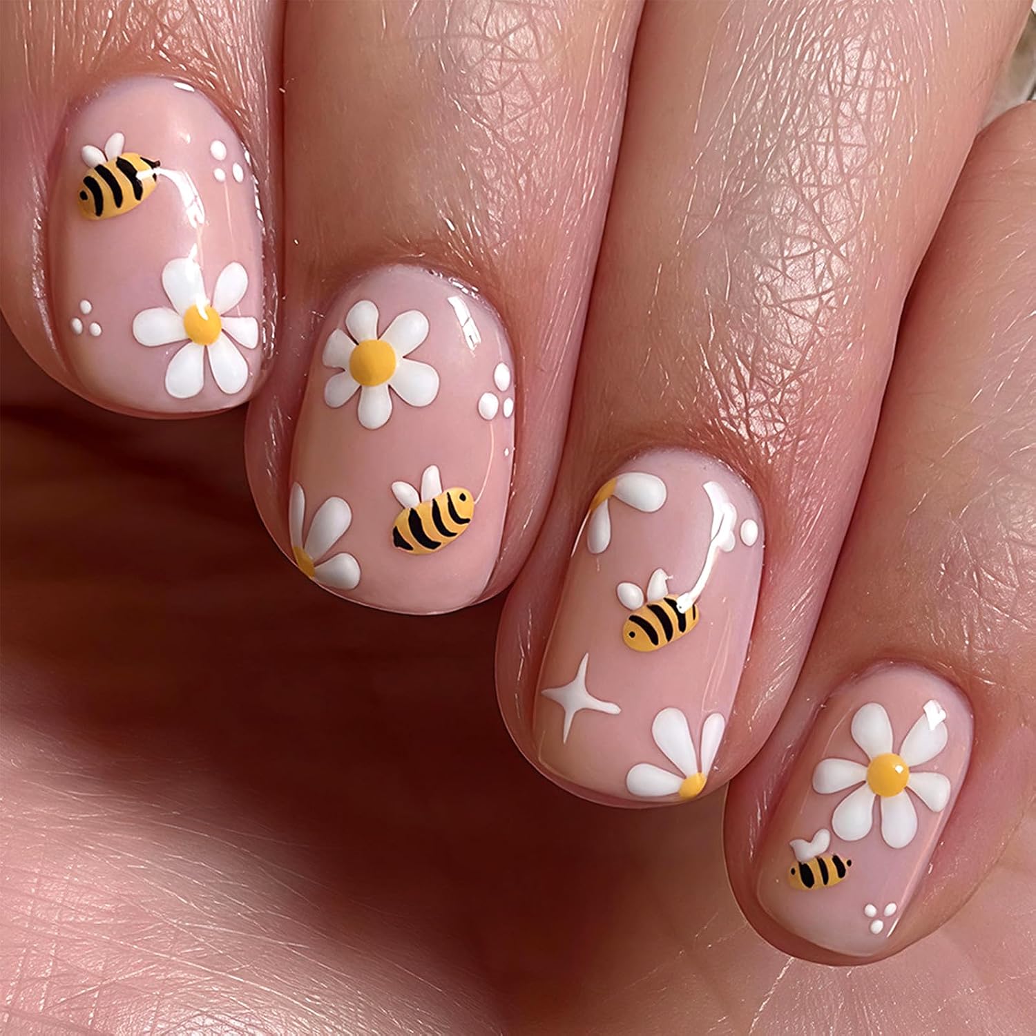 Cute Press Short Square Fake Nails - Bee Flower Designs
