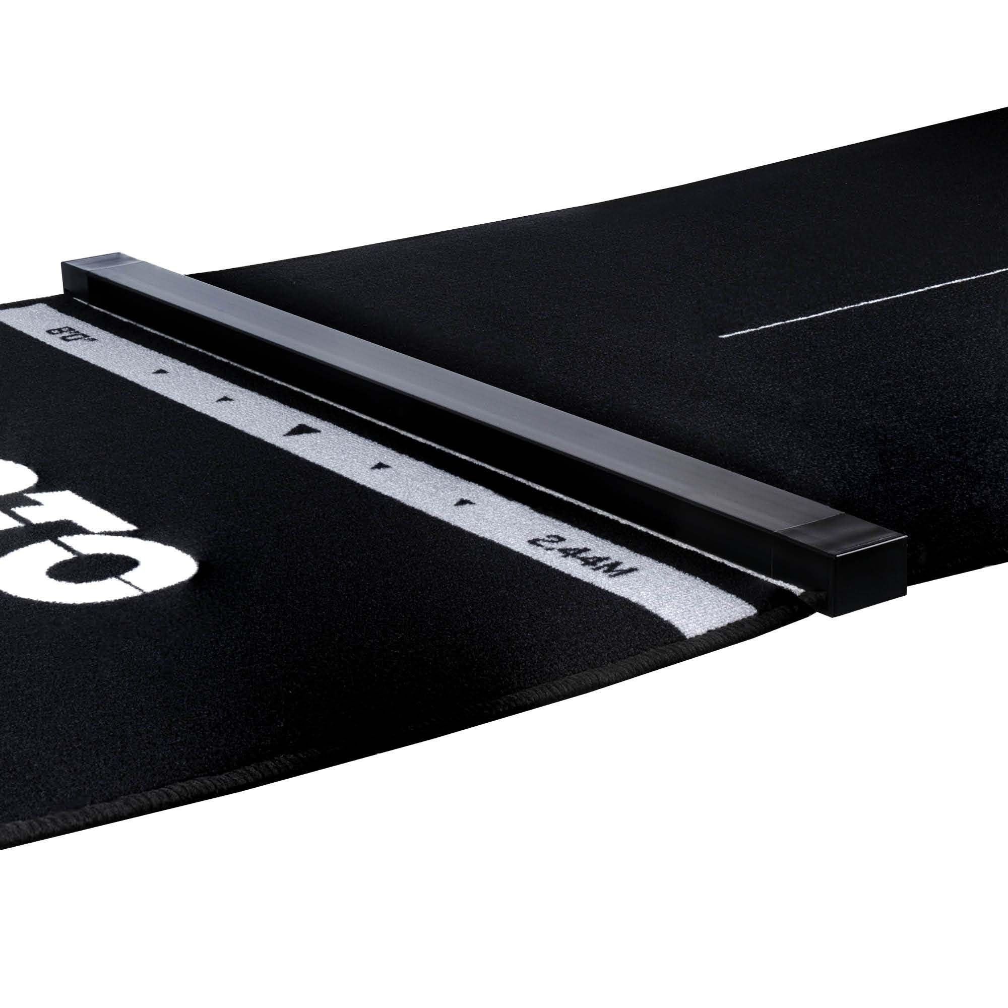 KOTO - Tapis de Fléchettes Checkout Oche Noir 285 x 80 cm + Oche INCL. Indicateur de Score, Antidérapant, Tapis Flechette Sol